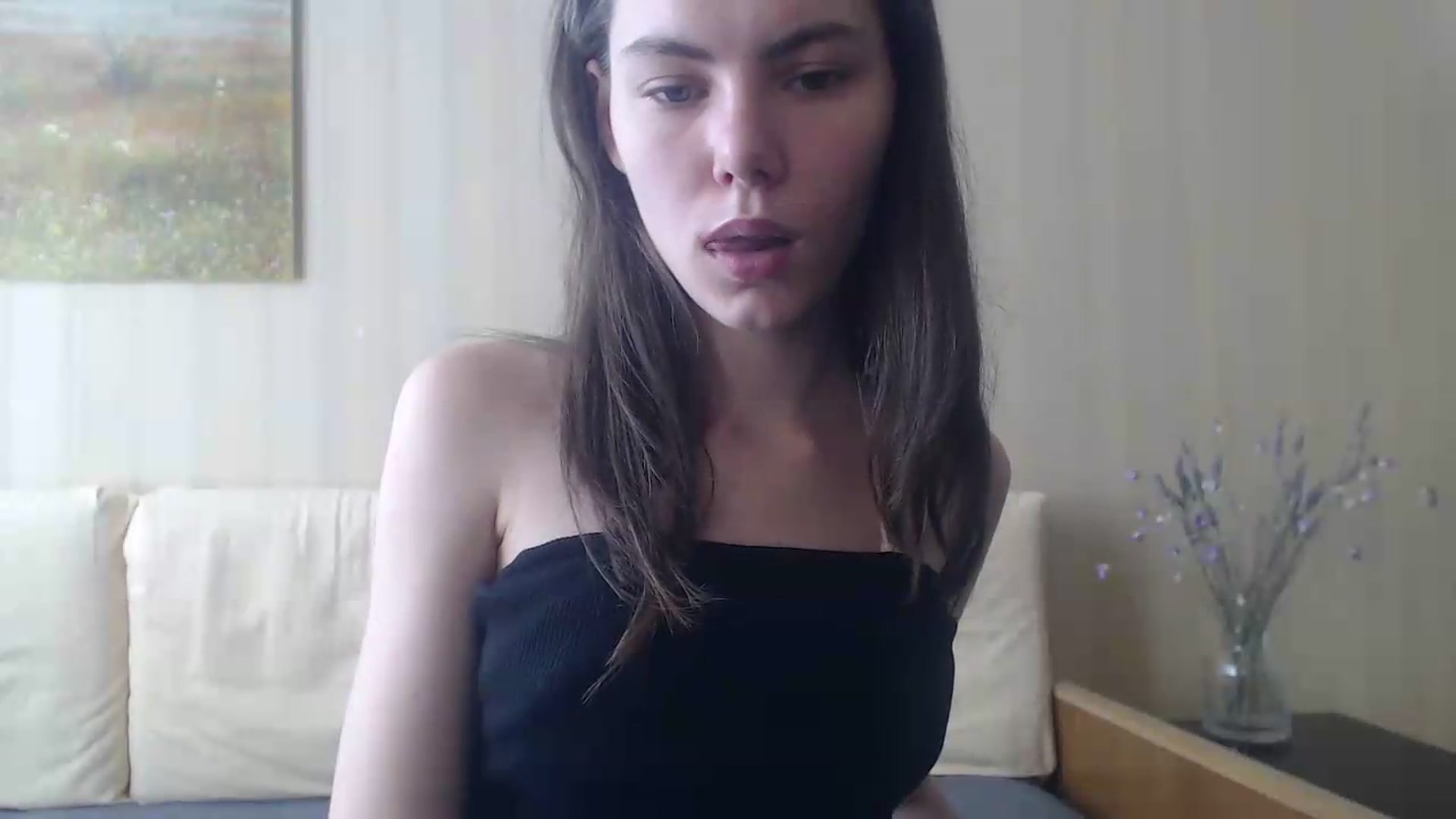 Gallery image thumbnail from kitAmelie's myfreecams stream on, 07/20/2026, 13:32 image 15 of 20