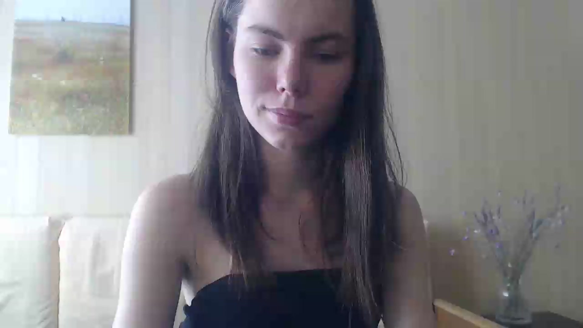 Gallery image thumbnail from kitAmelie's myfreecams stream on, 07/20/2026, 13:32 image 1 of 20