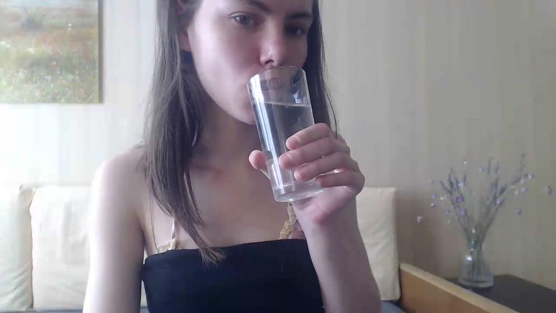 Gallery image thumbnail from kitAmelie's myfreecams stream on, 07/20/2026, 13:32 image 7 of 20