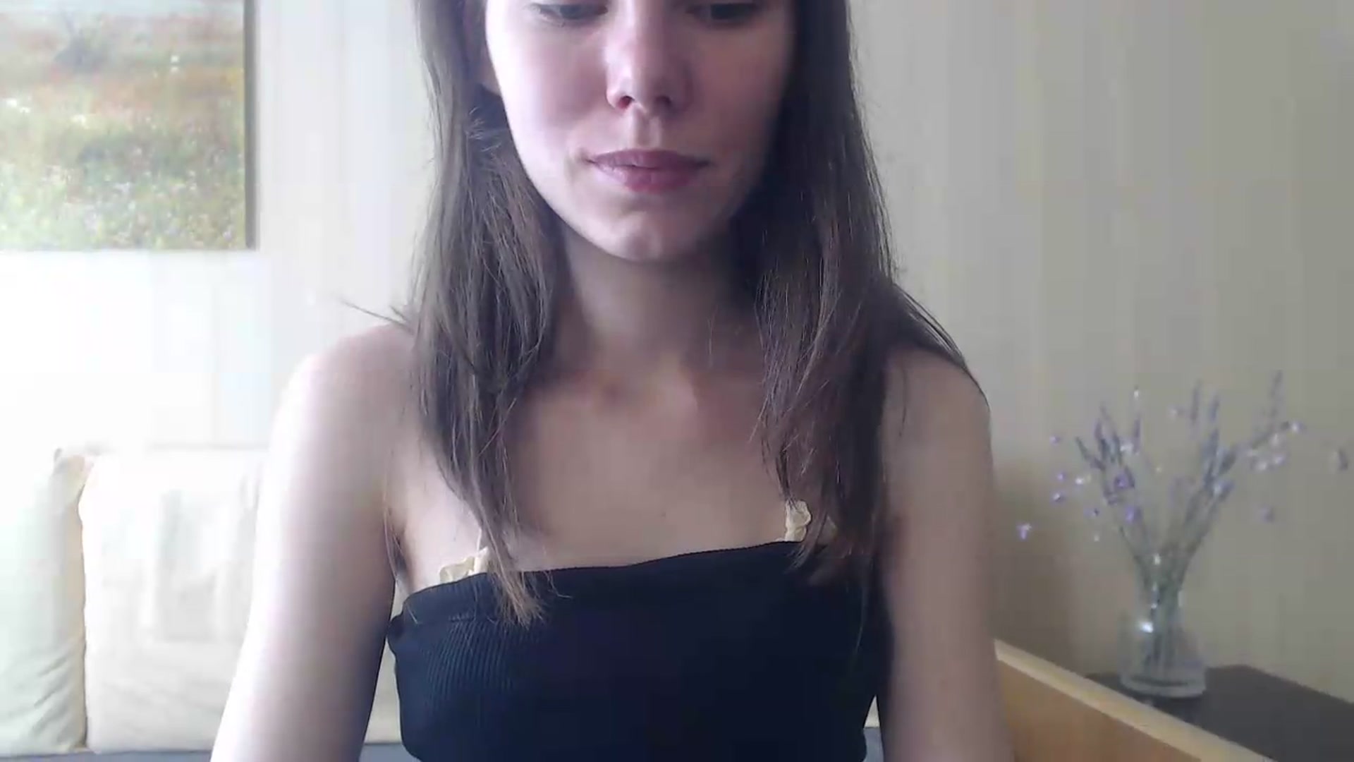 Gallery image thumbnail from kitAmelie's myfreecams stream on, 07/20/2026, 13:32 image 10 of 20