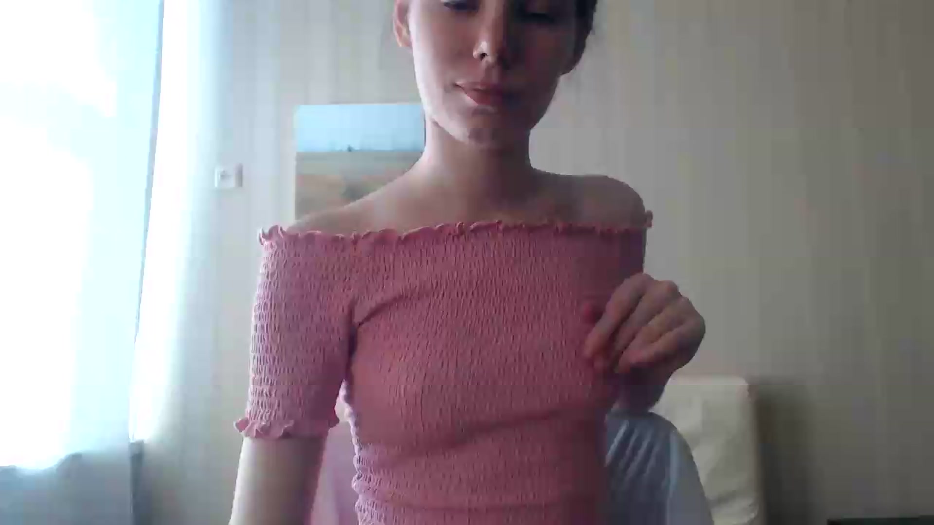 Gallery image thumbnail from kitAmelie's myfreecams stream on, 08/04/2026, 13:33 image 1 of 20