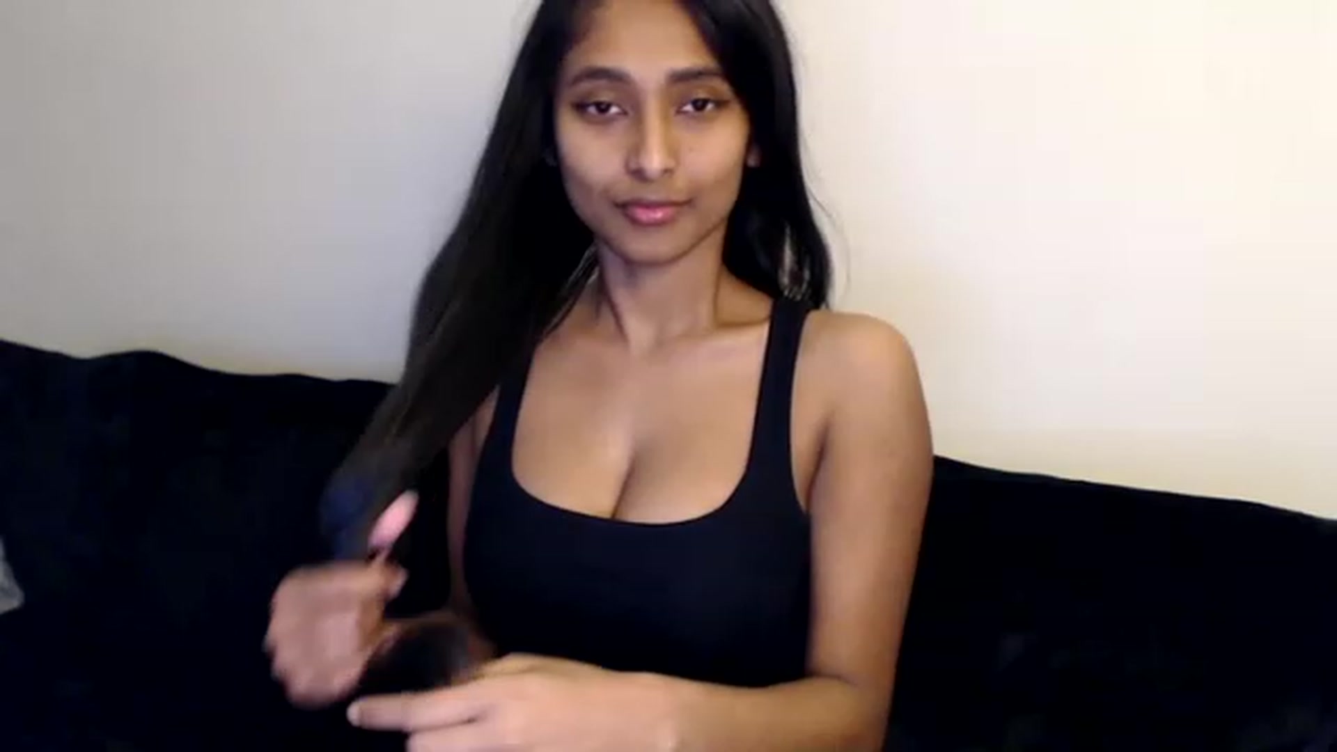 Gallery image thumbnail from kitten___'s myfreecams stream on, 12/02/2022, 20:09 image 2 of 20
