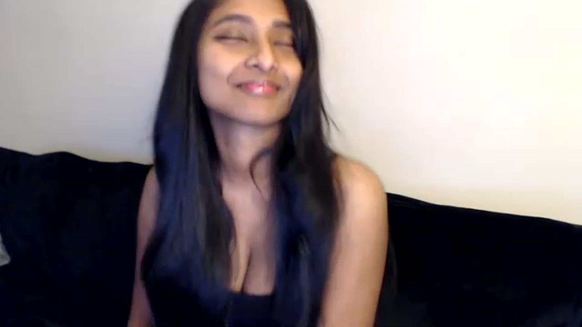 Gallery image thumbnail from kitten___'s myfreecams stream on, 12/02/2022, 20:09 image 10 of 20