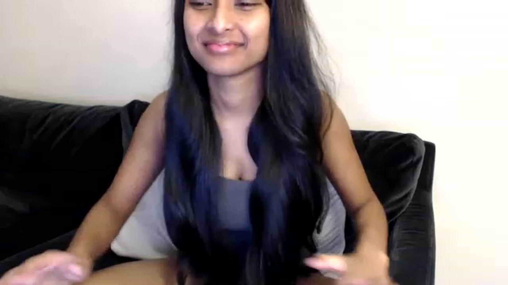 Gallery image thumbnail from kitten___'s myfreecams stream on, 12/15/2022, 22:46 image 9 of 20