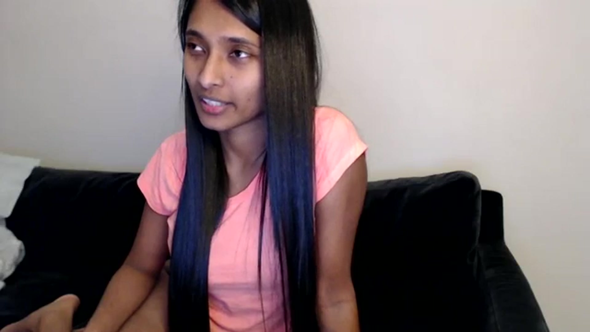 Gallery image thumbnail from kitten___'s myfreecams stream on, 12/04/2023, 16:12 image 14 of 20