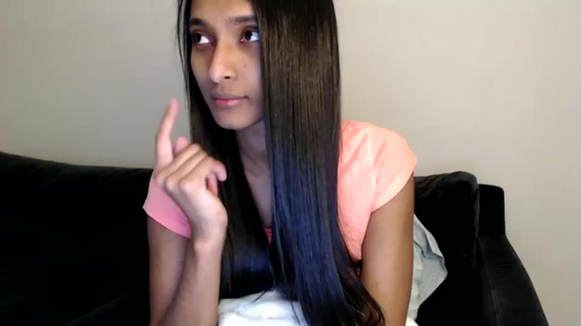 Gallery image thumbnail from kitten___'s myfreecams stream on, 12/04/2023, 16:12 image 1 of 20