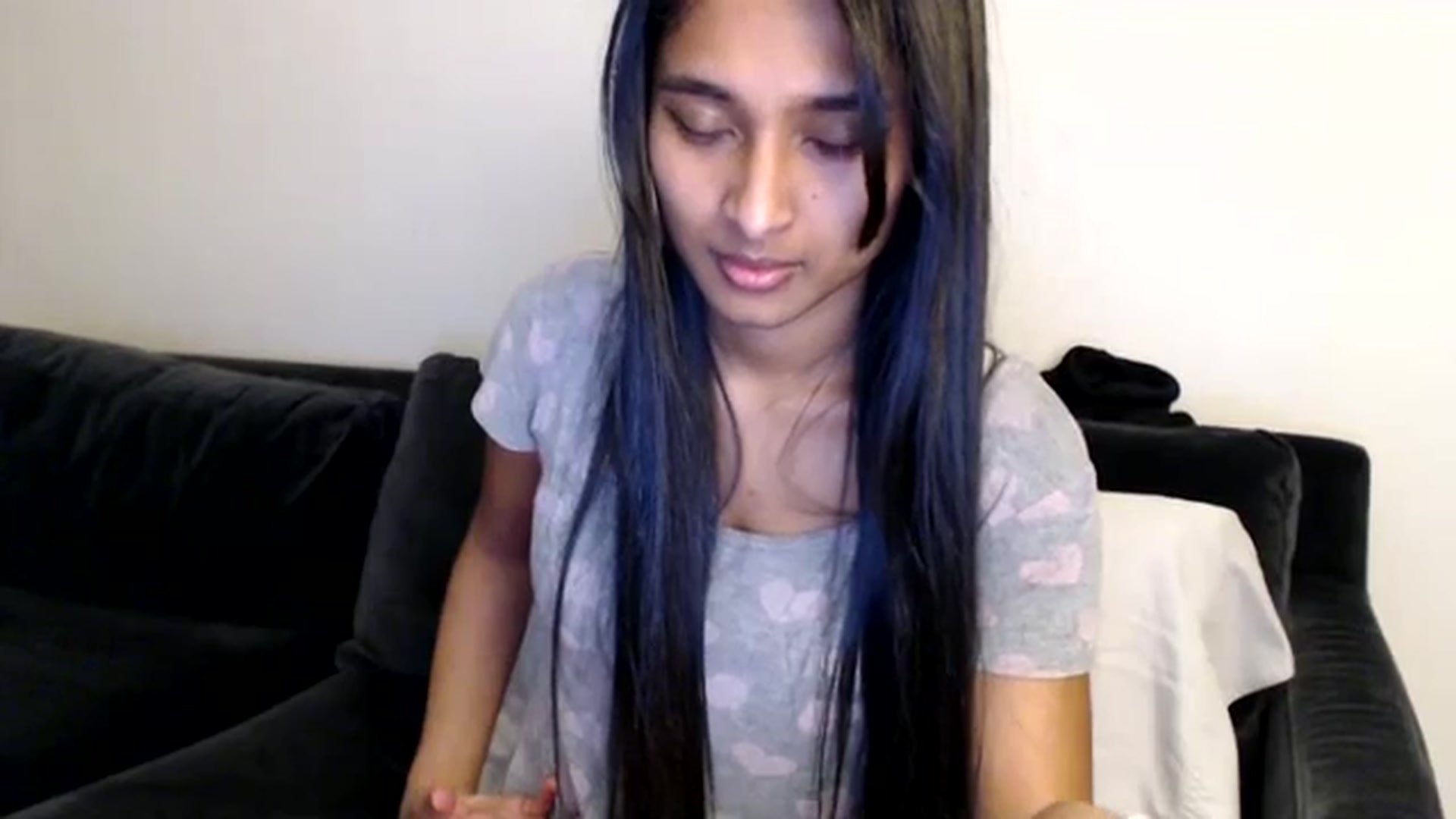 Gallery image thumbnail from kitten___'s myfreecams stream on, 12/15/2023, 21:34 image 19 of 20