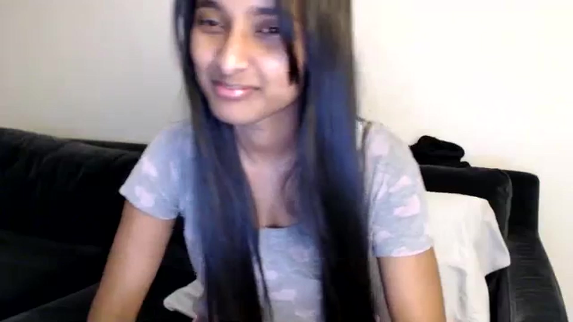 Gallery image thumbnail from kitten___'s myfreecams stream on, 12/15/2023, 21:34 image 18 of 20