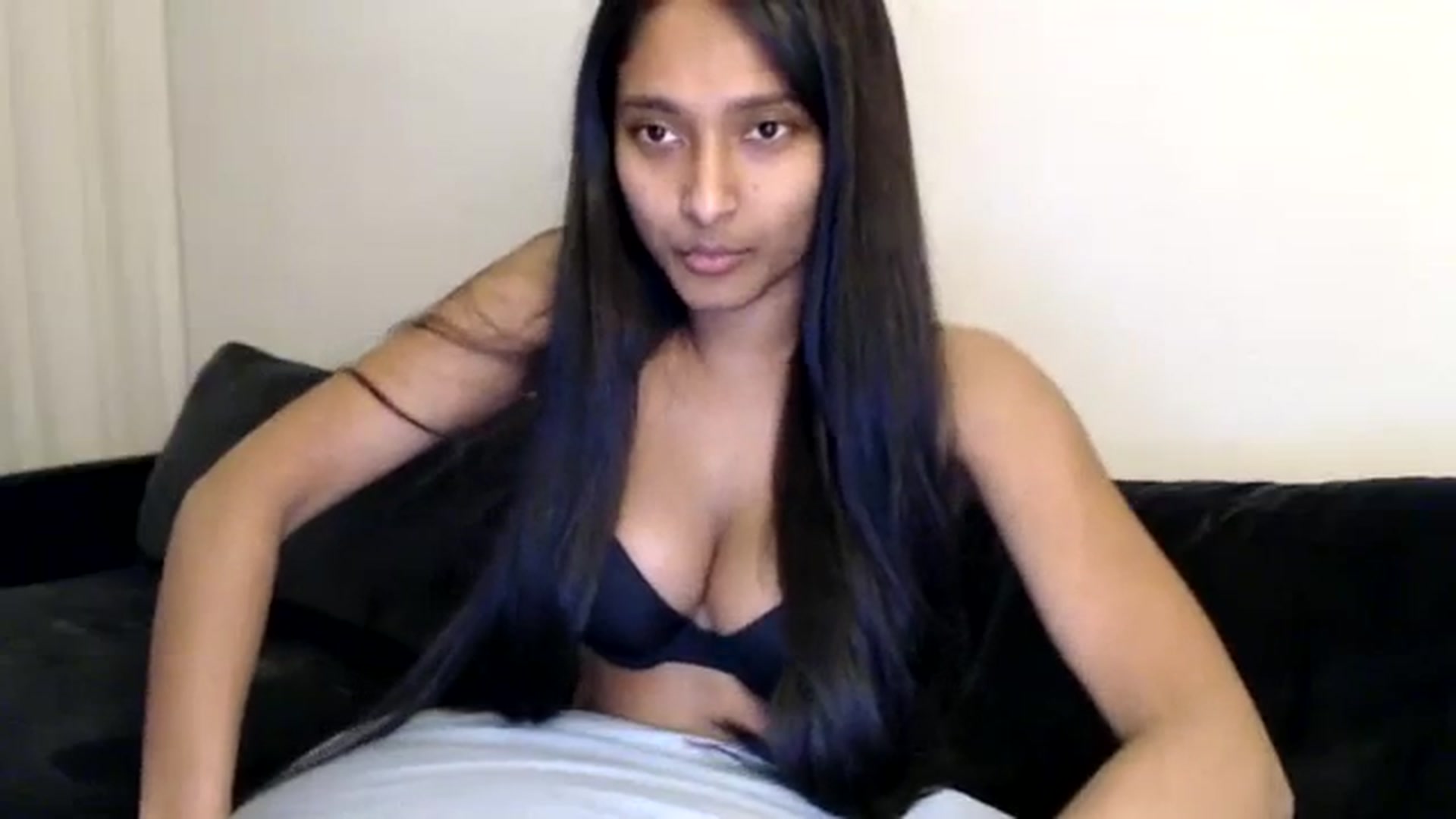 Gallery image thumbnail from kitten___'s myfreecams stream on, 01/24/2024, 22:16 image 13 of 20