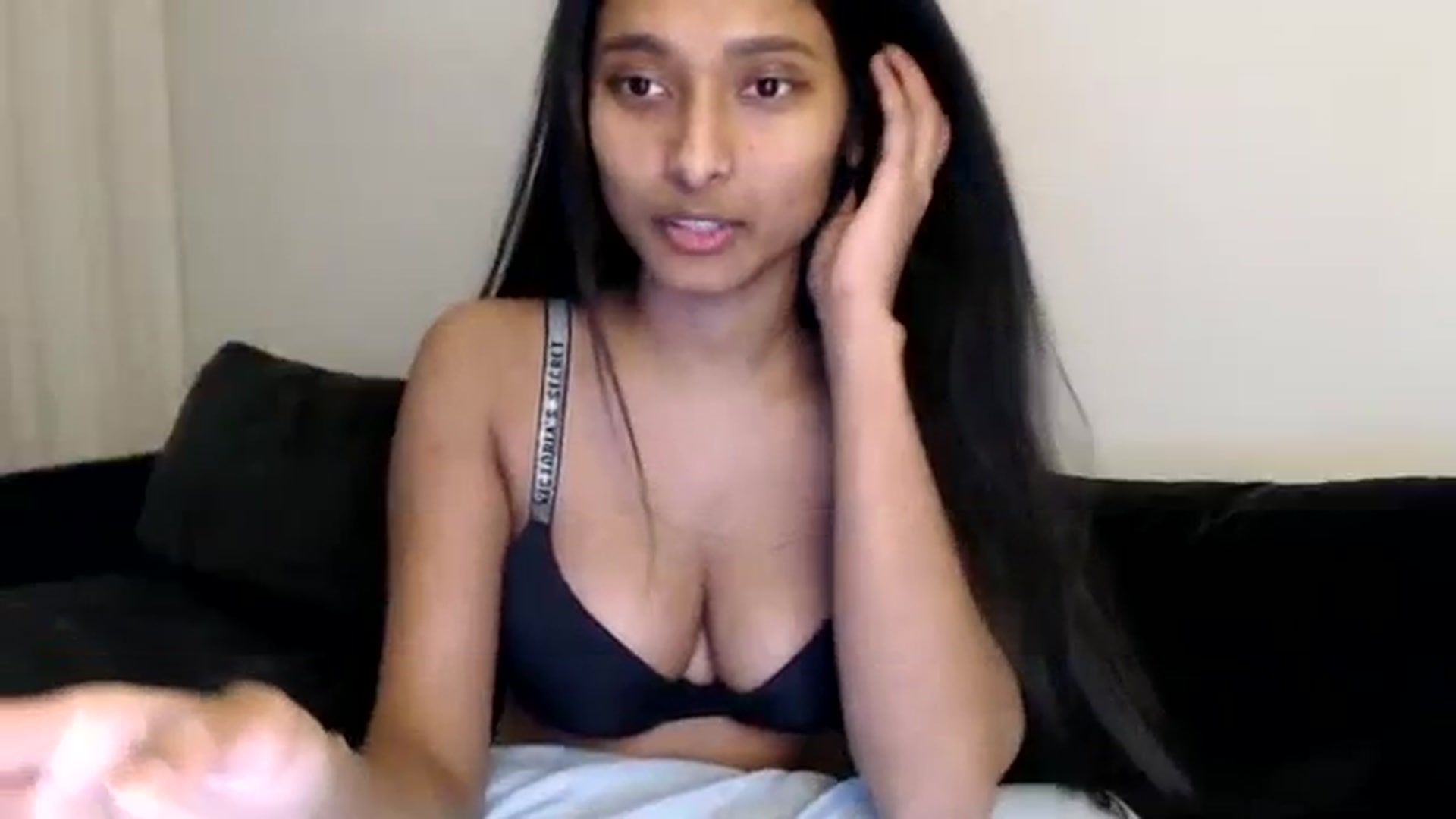 Gallery image thumbnail from kitten___'s myfreecams stream on, 01/24/2024, 22:16 image 3 of 20