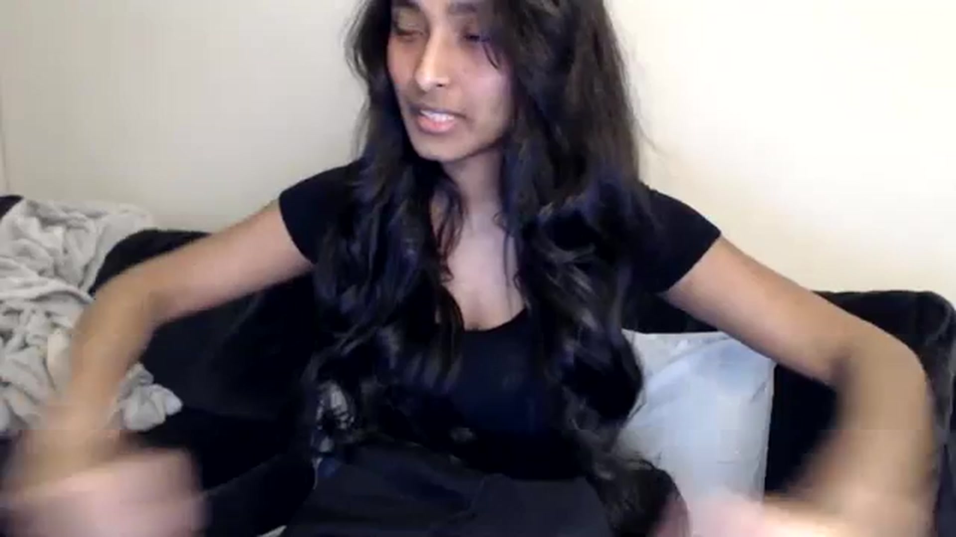 Gallery image thumbnail from kitten___'s myfreecams stream on, 02/07/2024, 10:00 image 14 of 20