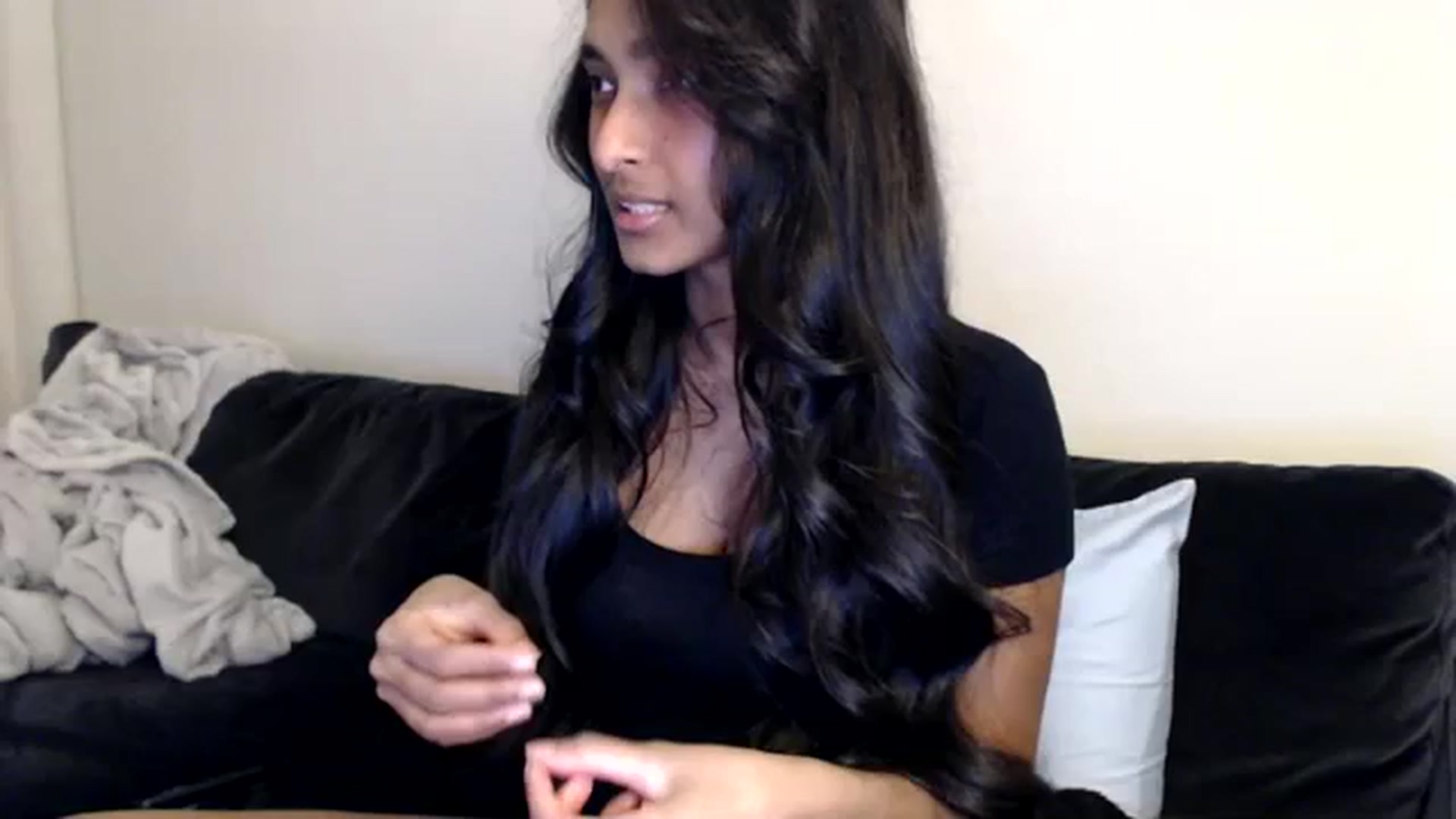 Gallery image thumbnail from kitten___'s myfreecams stream on, 02/07/2024, 10:00 image 1 of 20