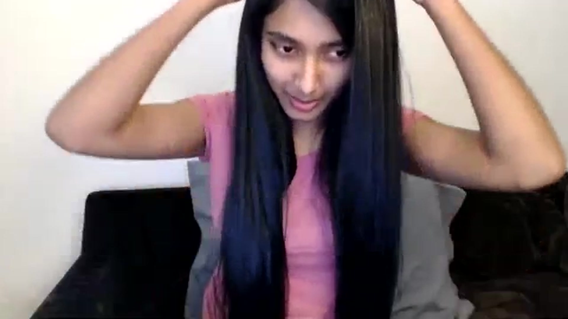 Gallery image thumbnail from kitten___'s myfreecams stream on, 02/22/2024, 18:03 image 18 of 20