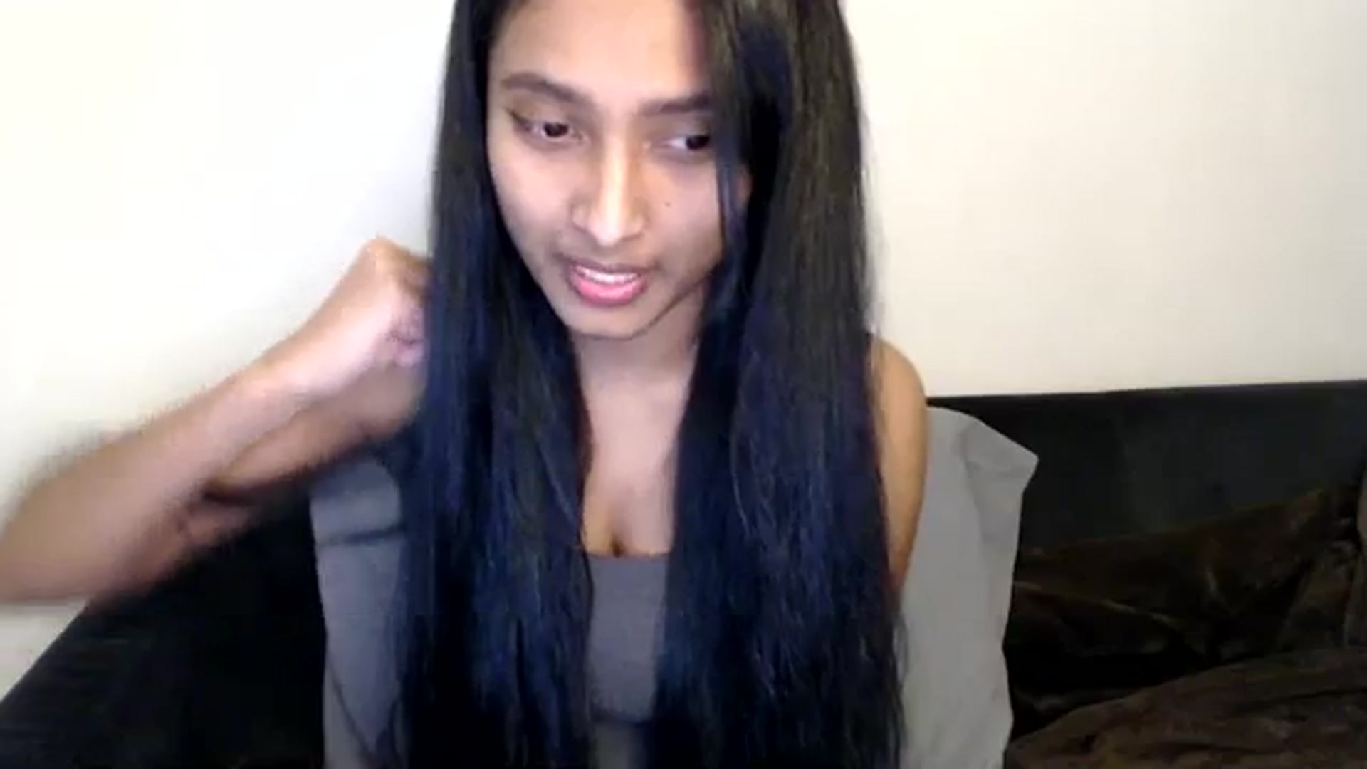 Gallery image thumbnail from kitten___'s myfreecams stream on, 02/22/2024, 21:36 image 4 of 20