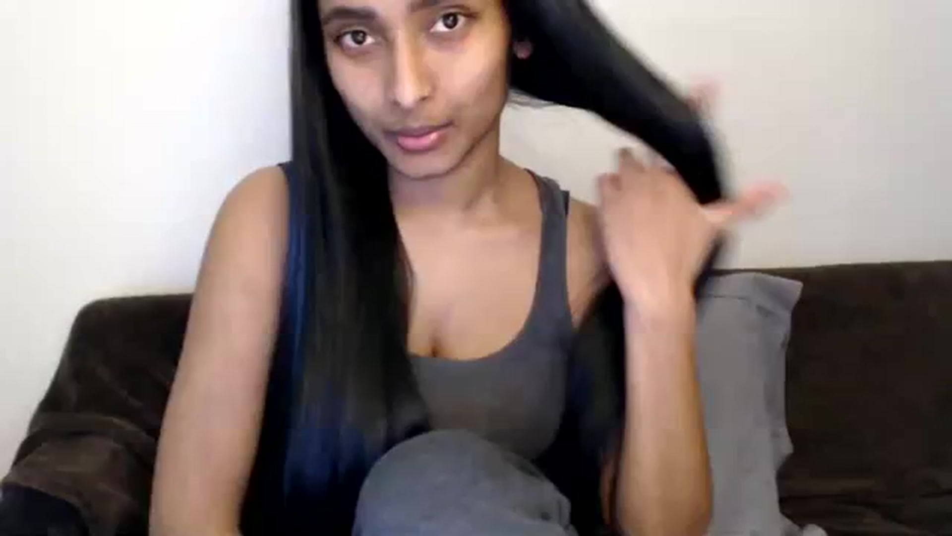 Gallery image thumbnail from kitten___'s myfreecams stream on, 02/23/2024, 21:55 image 4 of 20