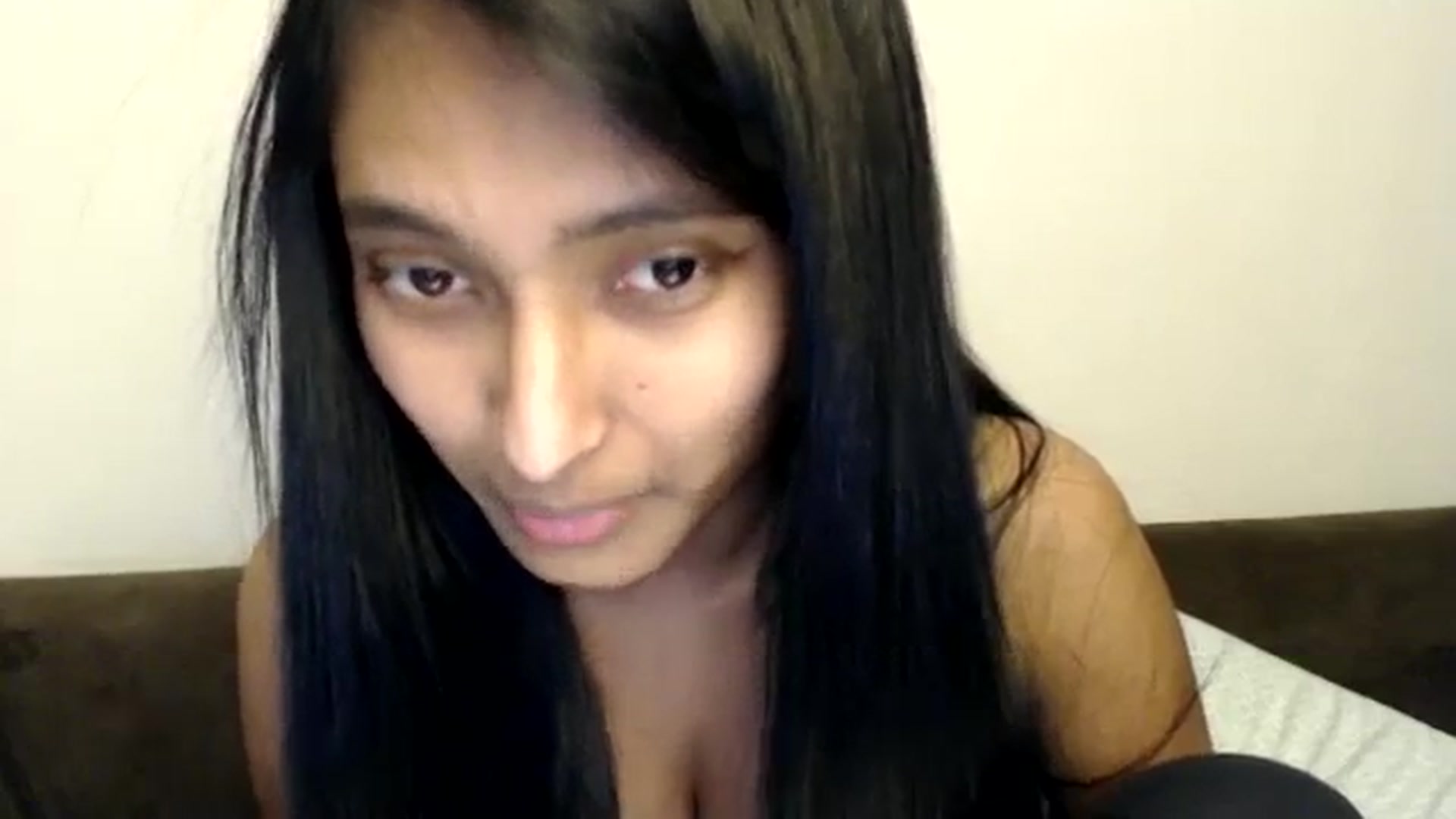 Gallery image thumbnail from kitten___'s myfreecams stream on, 03/12/2024, 10:42 image 17 of 20