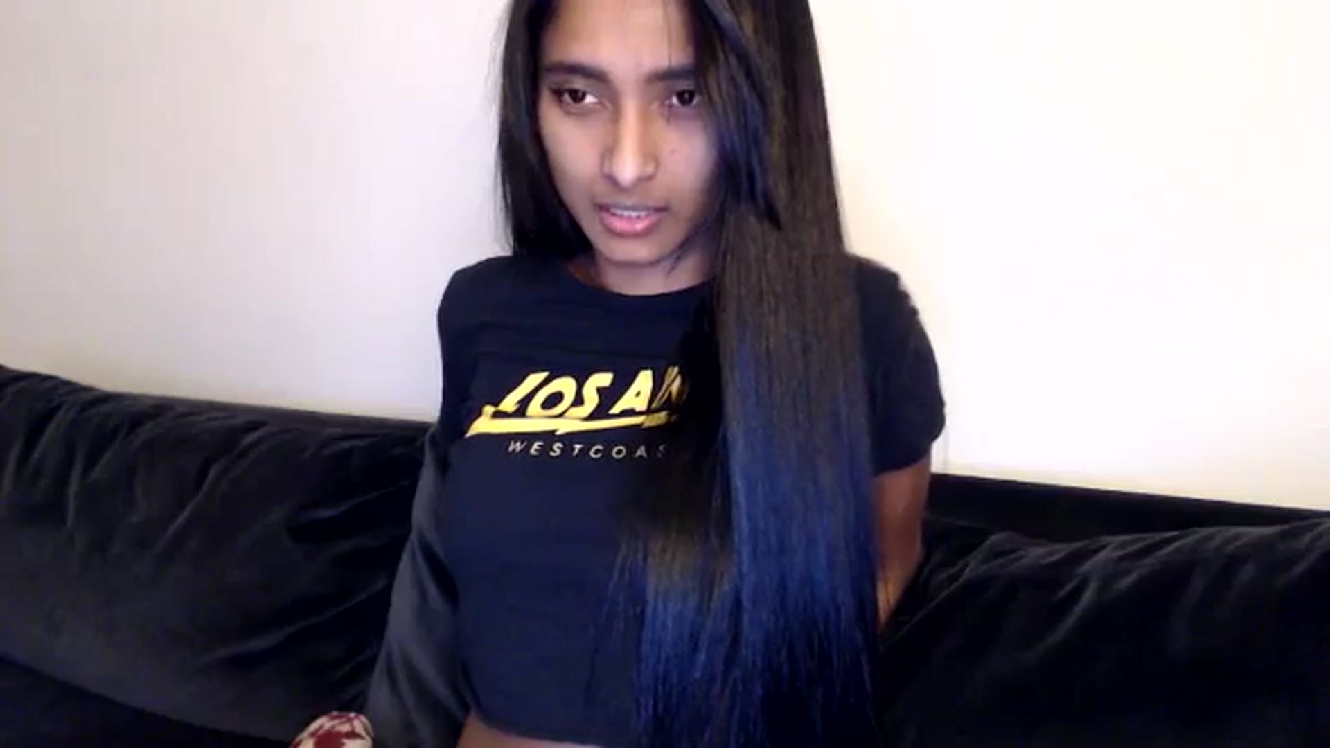 Gallery image thumbnail from kitten___'s myfreecams stream on, 06/24/2024, 19:01 image 9 of 20