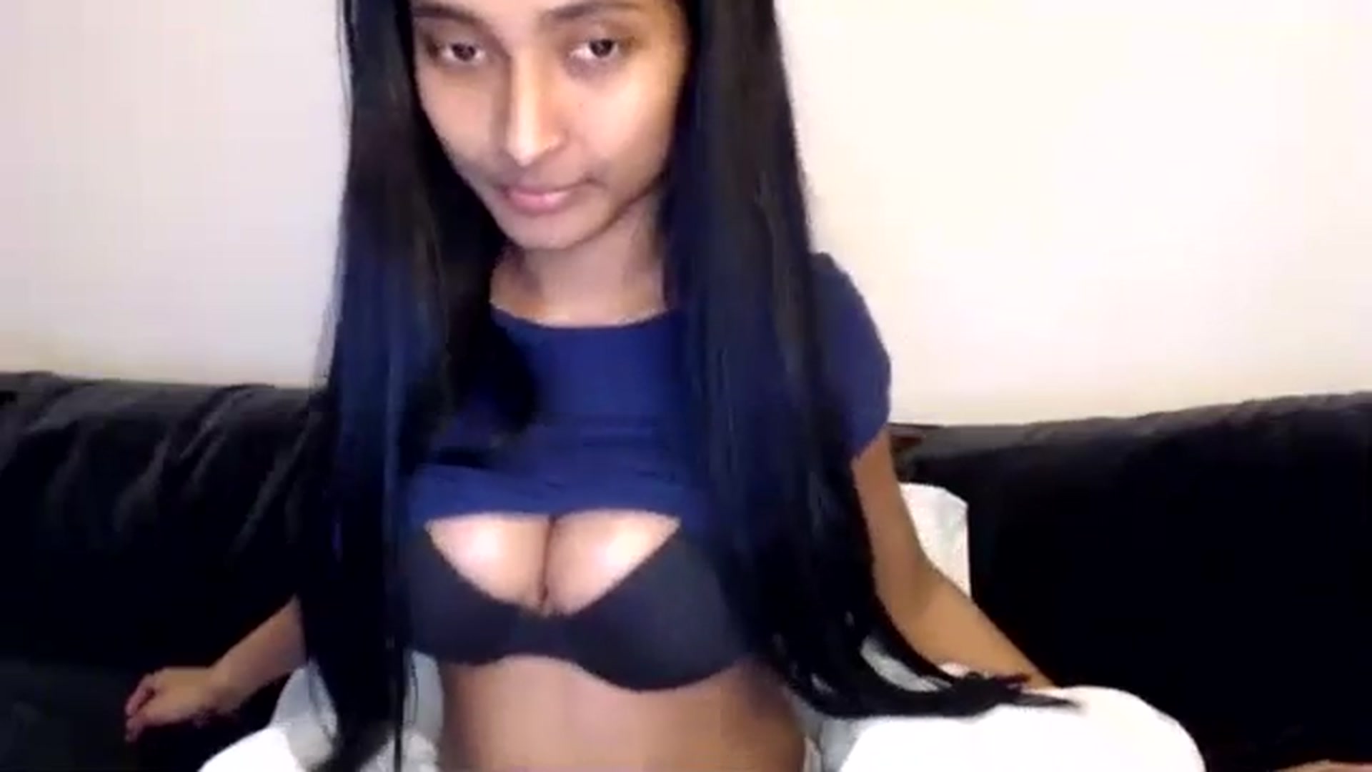 Gallery image thumbnail from kitten___'s myfreecams stream on, 07/29/2024, 08:27 image 9 of 20