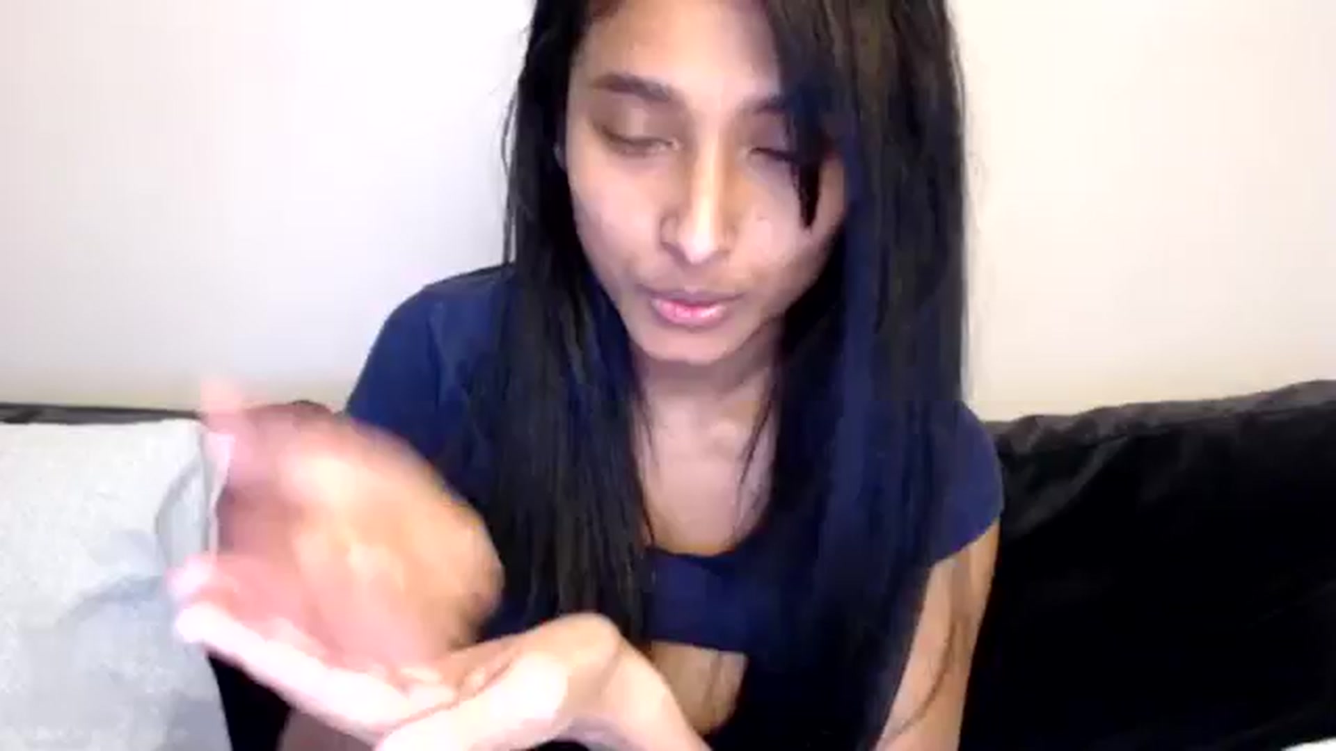 Gallery image thumbnail from kitten___'s myfreecams stream on, 07/29/2024, 08:27 image 17 of 20