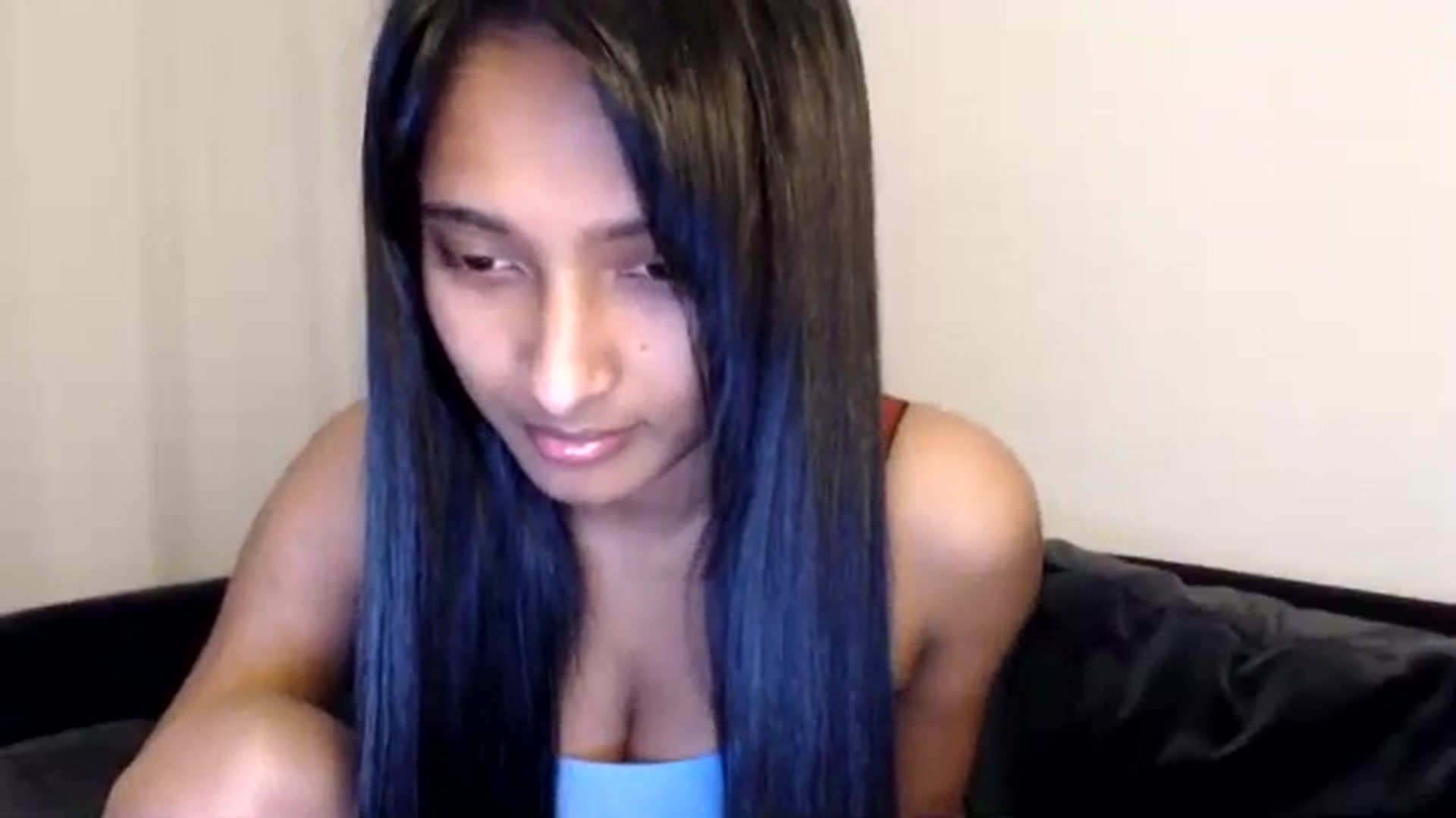Gallery image thumbnail from kitten___'s myfreecams stream on, 08/09/2024, 16:25 image 6 of 20