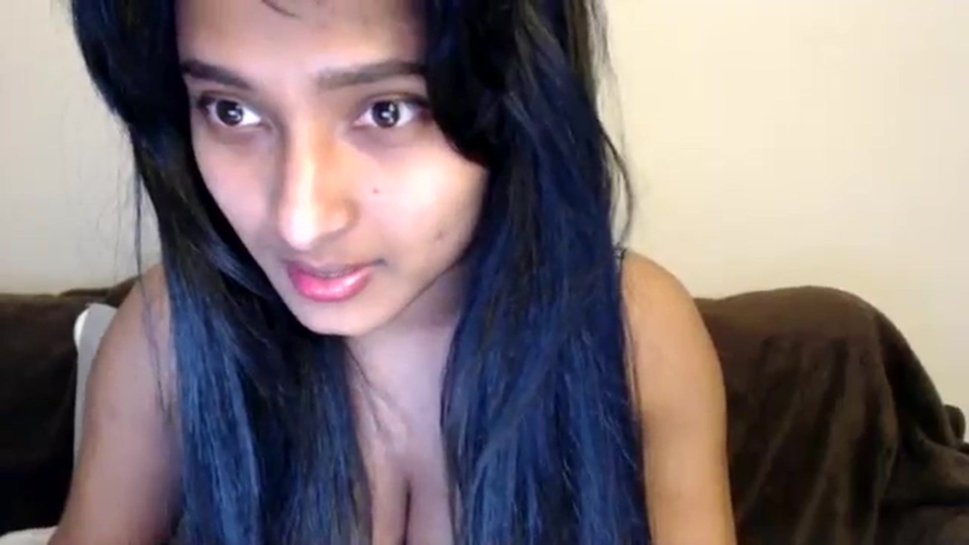 Gallery image thumbnail from kitten___'s myfreecams stream on, 04/03/2025, 07:35 image 10 of 20