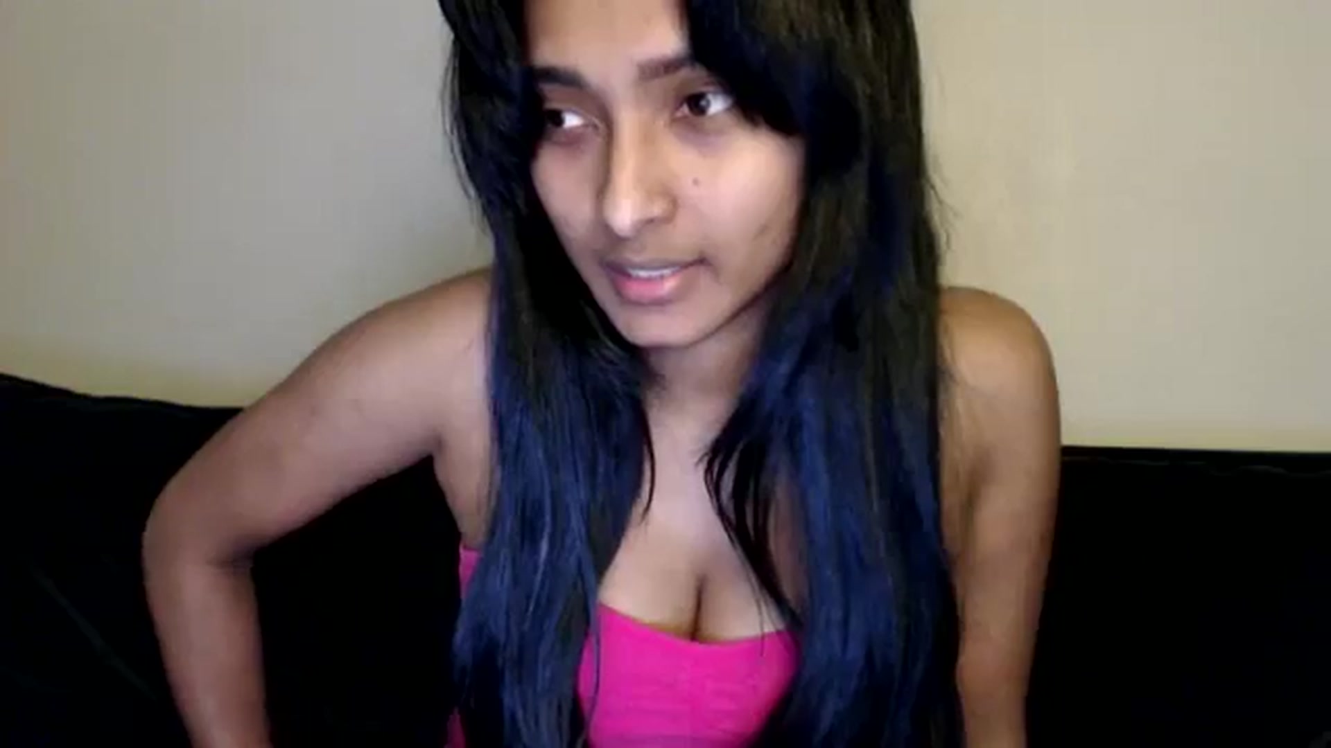 Gallery image thumbnail from kitten___'s myfreecams stream on, 04/28/2025, 19:29 image 7 of 20