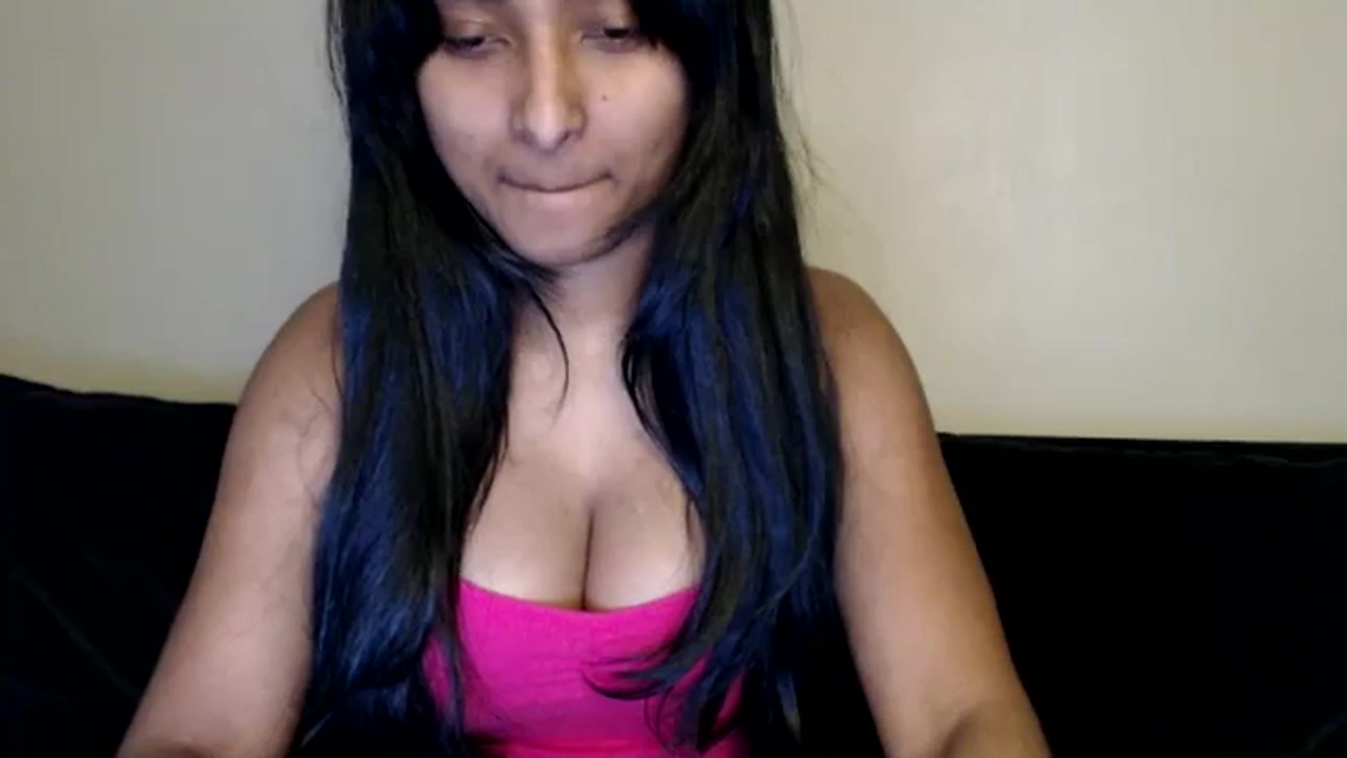 Gallery image thumbnail from kitten___'s myfreecams stream on, 04/28/2025, 19:29 image 14 of 20