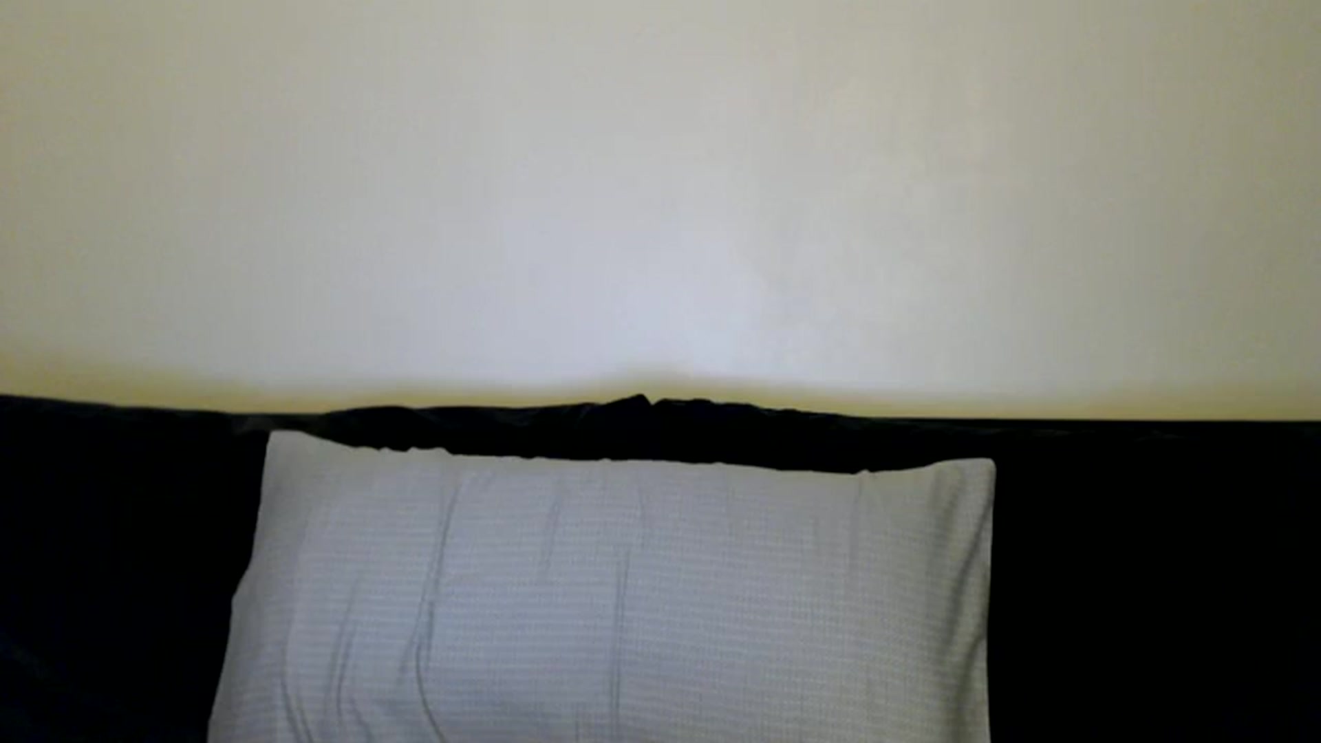 Gallery image thumbnail from kitten___'s myfreecams stream on, 04/28/2025, 22:17 image 4 of 20
