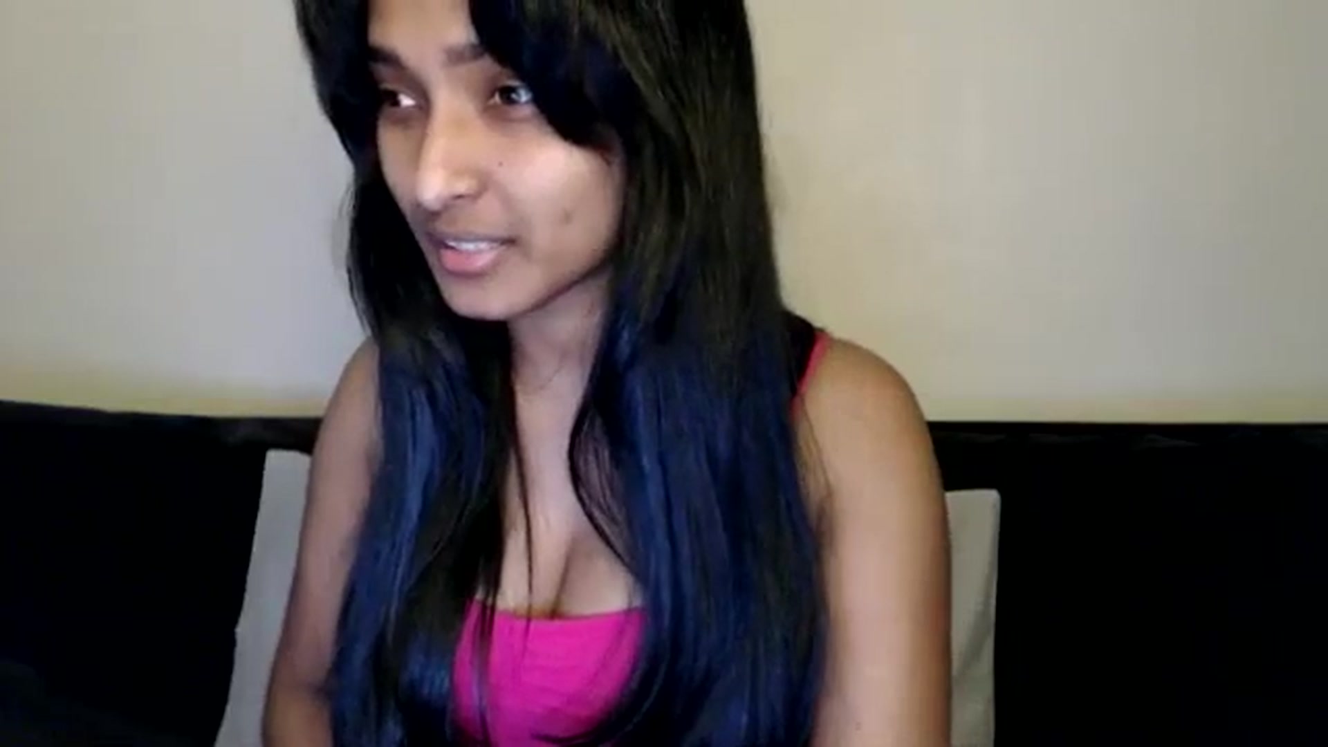 Gallery image thumbnail from kitten___'s myfreecams stream on, 04/28/2025, 22:17 image 3 of 20