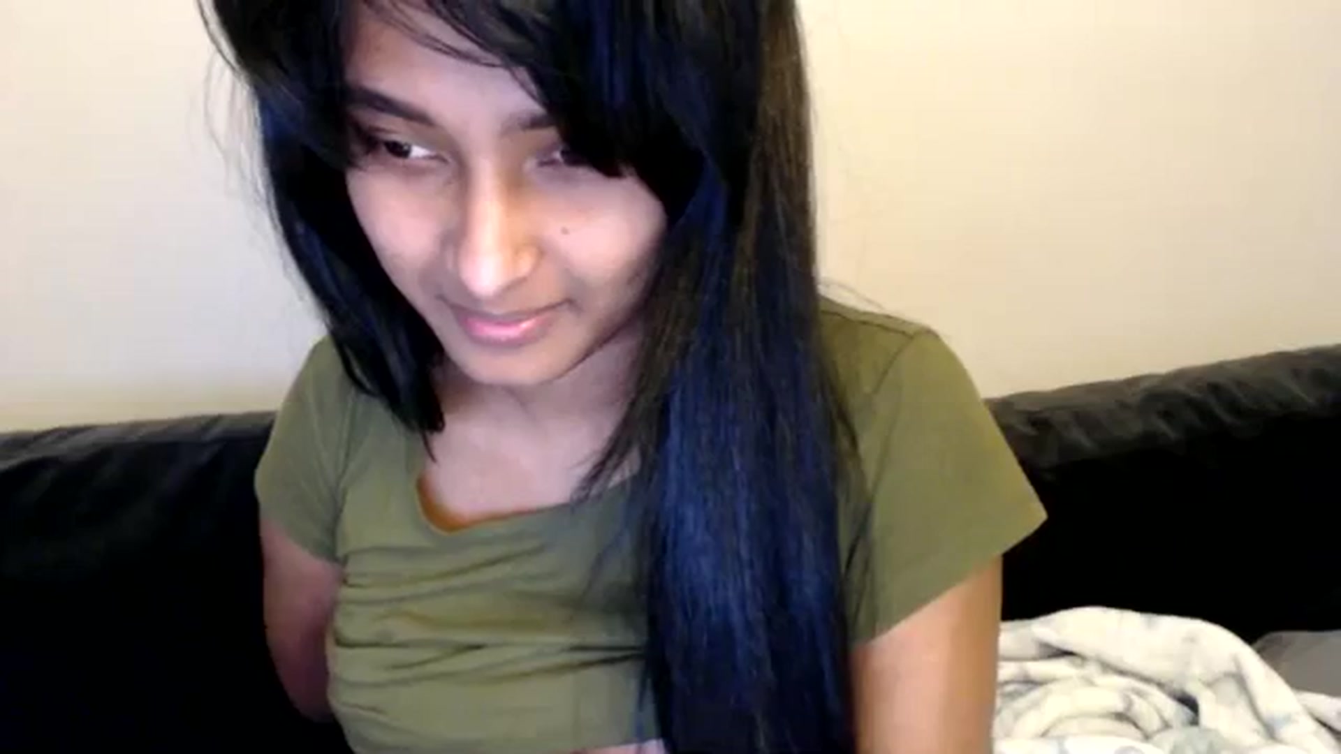 Gallery image thumbnail from kitten___'s myfreecams stream on, 05/26/2025, 09:41 image 17 of 20