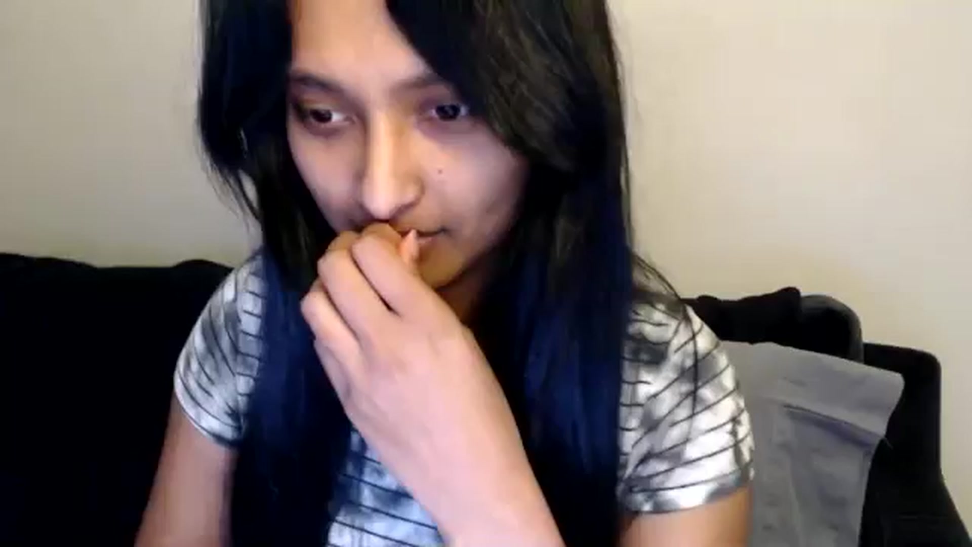 Gallery image thumbnail from kitten___'s myfreecams stream on, 07/01/2025, 09:18 image 3 of 20