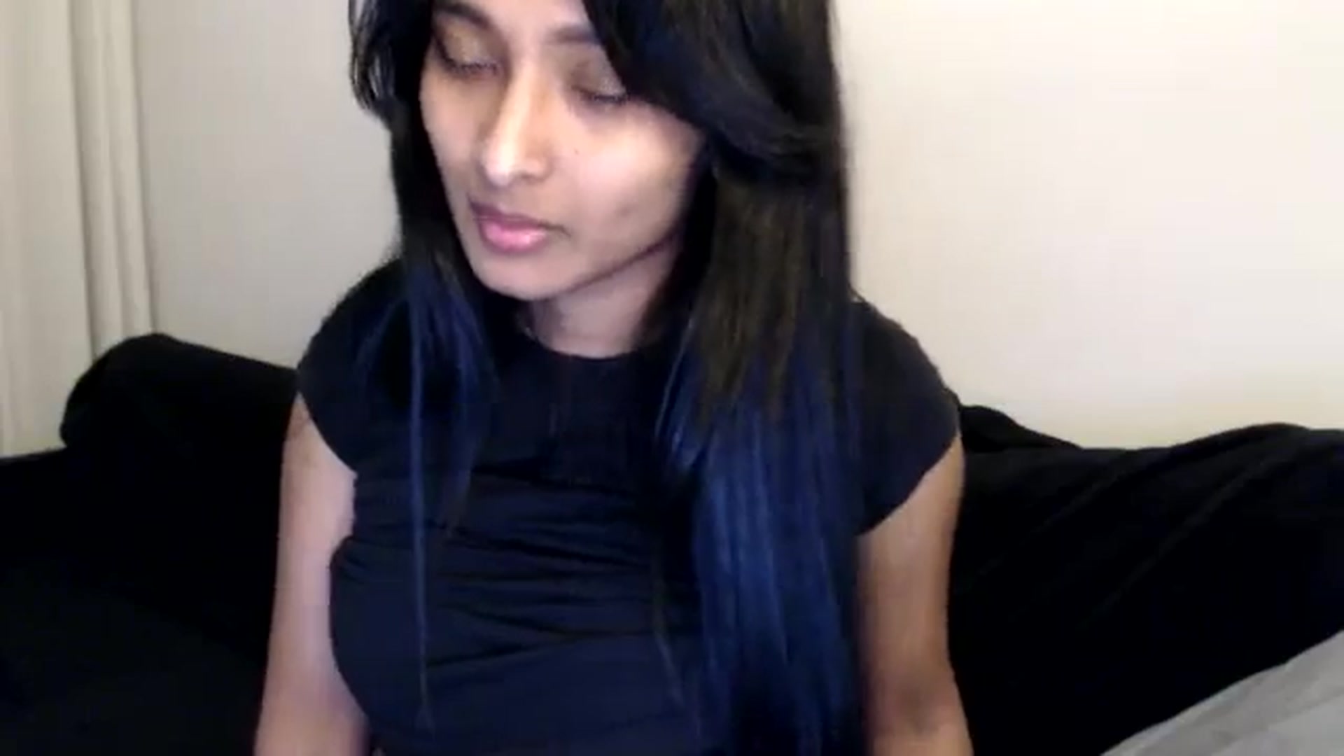 Gallery image thumbnail from kitten___'s myfreecams stream on, 07/03/2025, 15:46 image 12 of 20