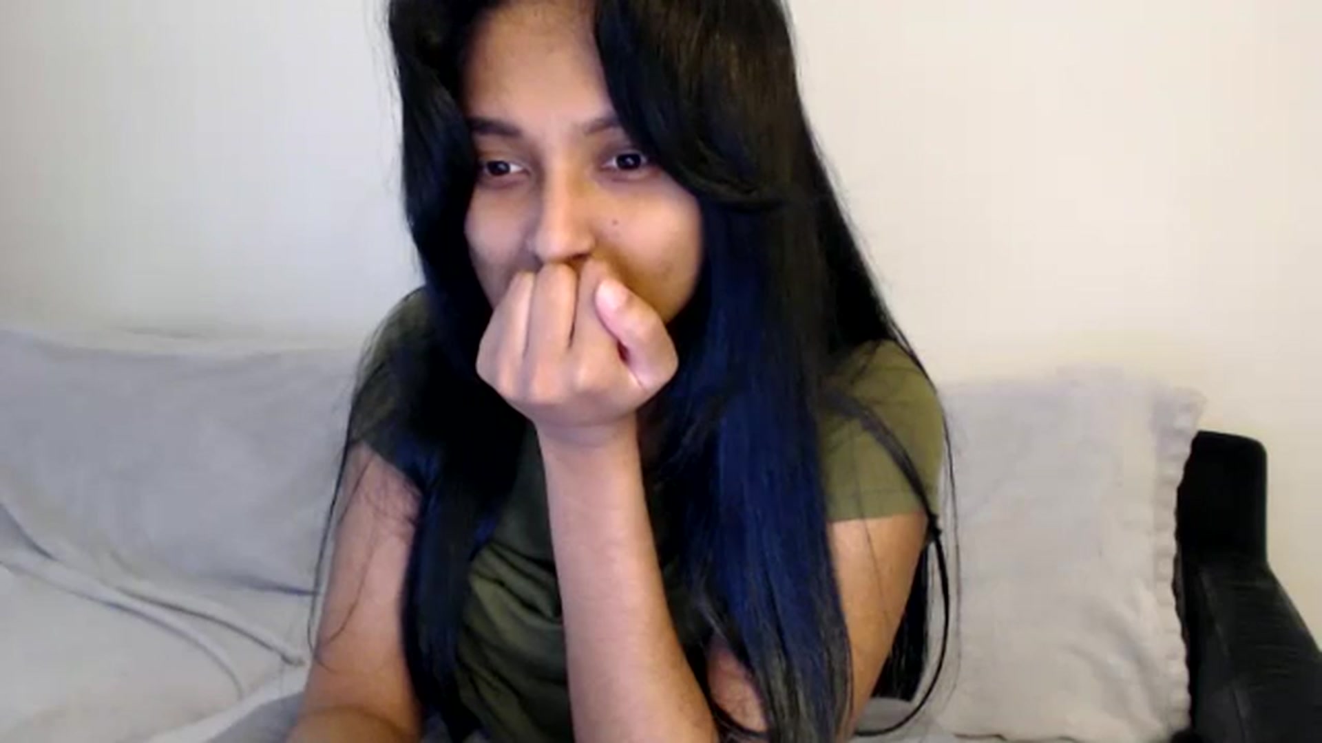Gallery image thumbnail from kitten___'s myfreecams stream on, 07/07/2025, 16:51 image 13 of 20