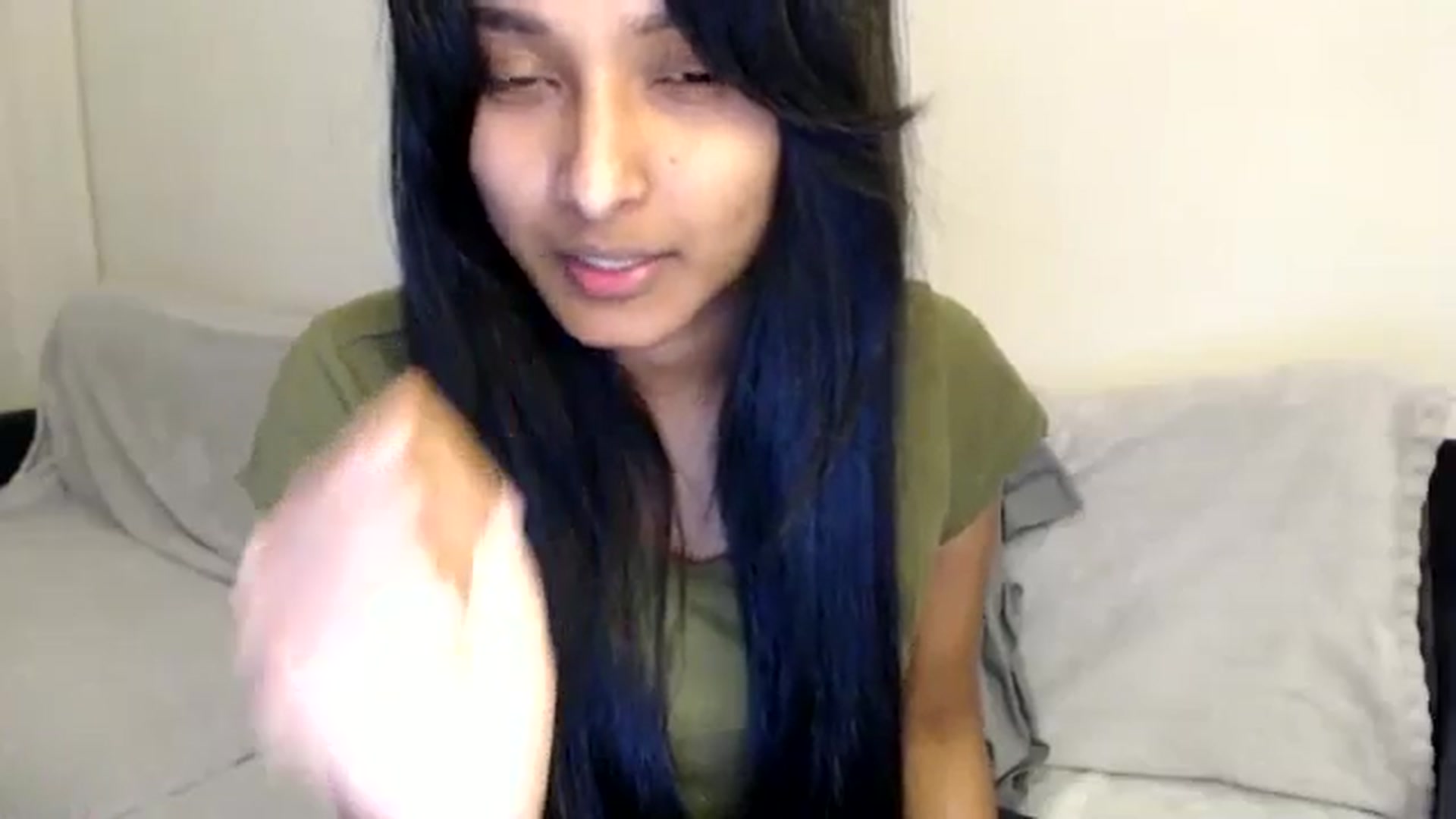 Gallery image thumbnail from kitten___'s myfreecams stream on, 07/07/2025, 18:39 image 18 of 20