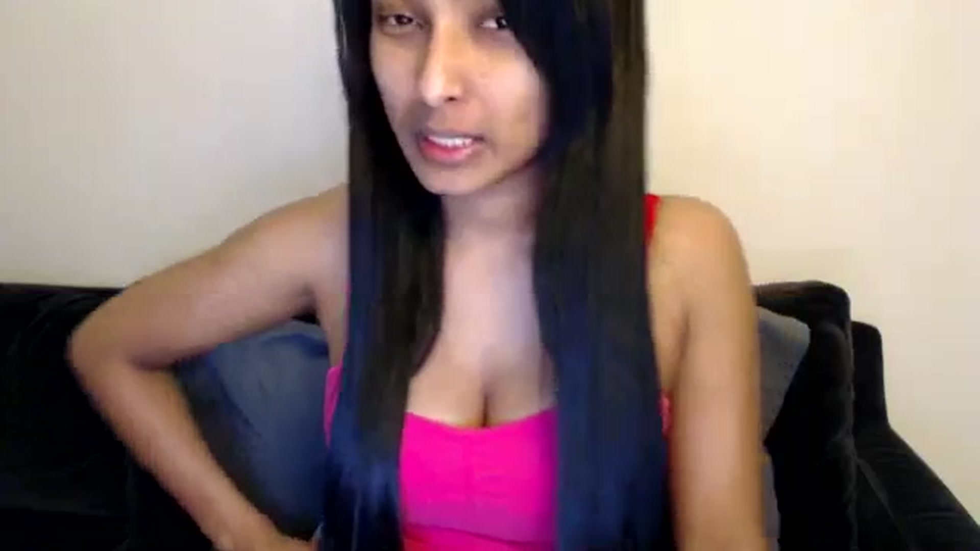 Gallery image thumbnail from kitten___'s myfreecams stream on, 08/05/2025, 16:14 image 19 of 20
