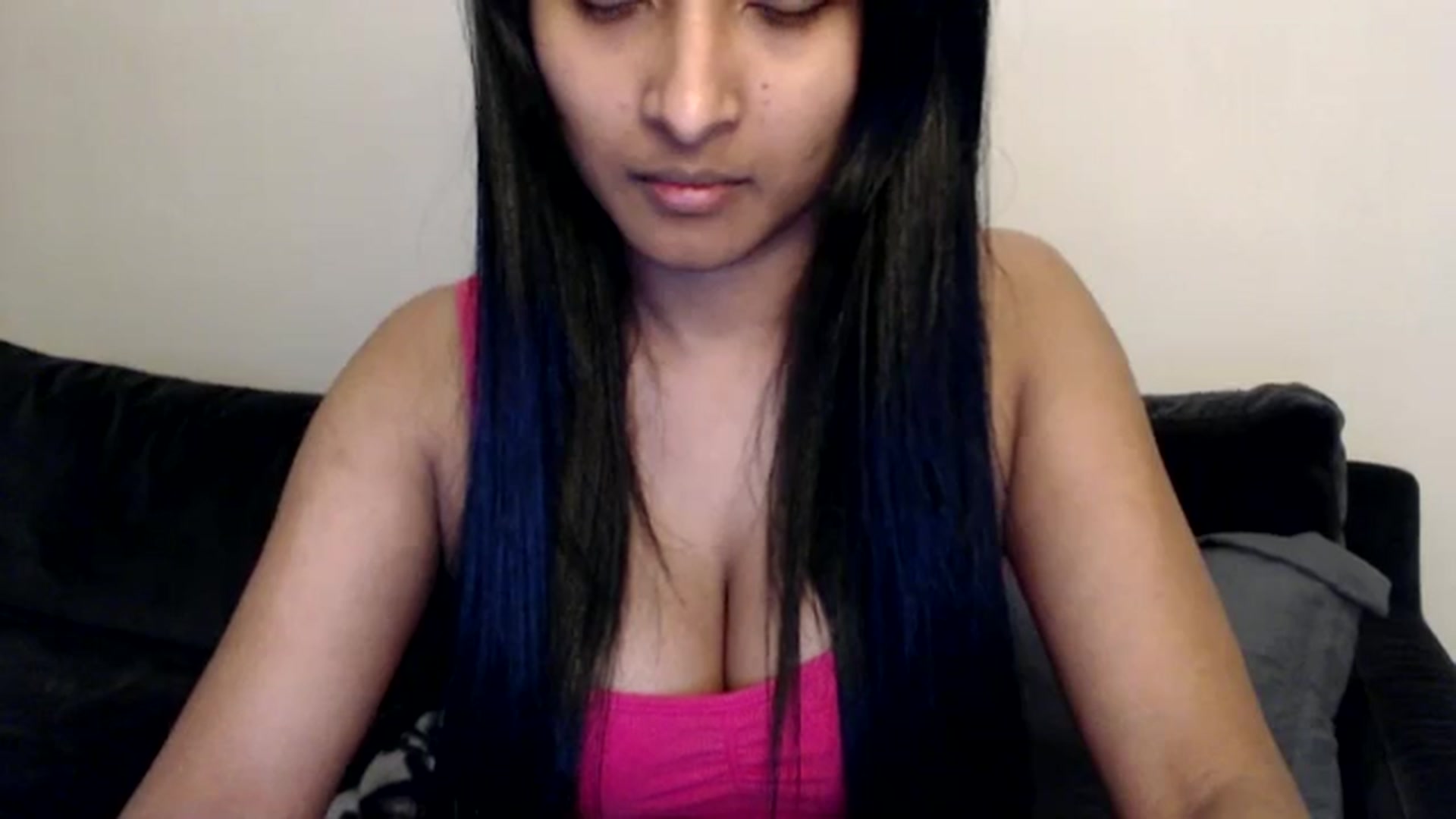 Gallery image thumbnail from kitten___'s myfreecams stream on, 08/06/2025, 10:18 image 6 of 20