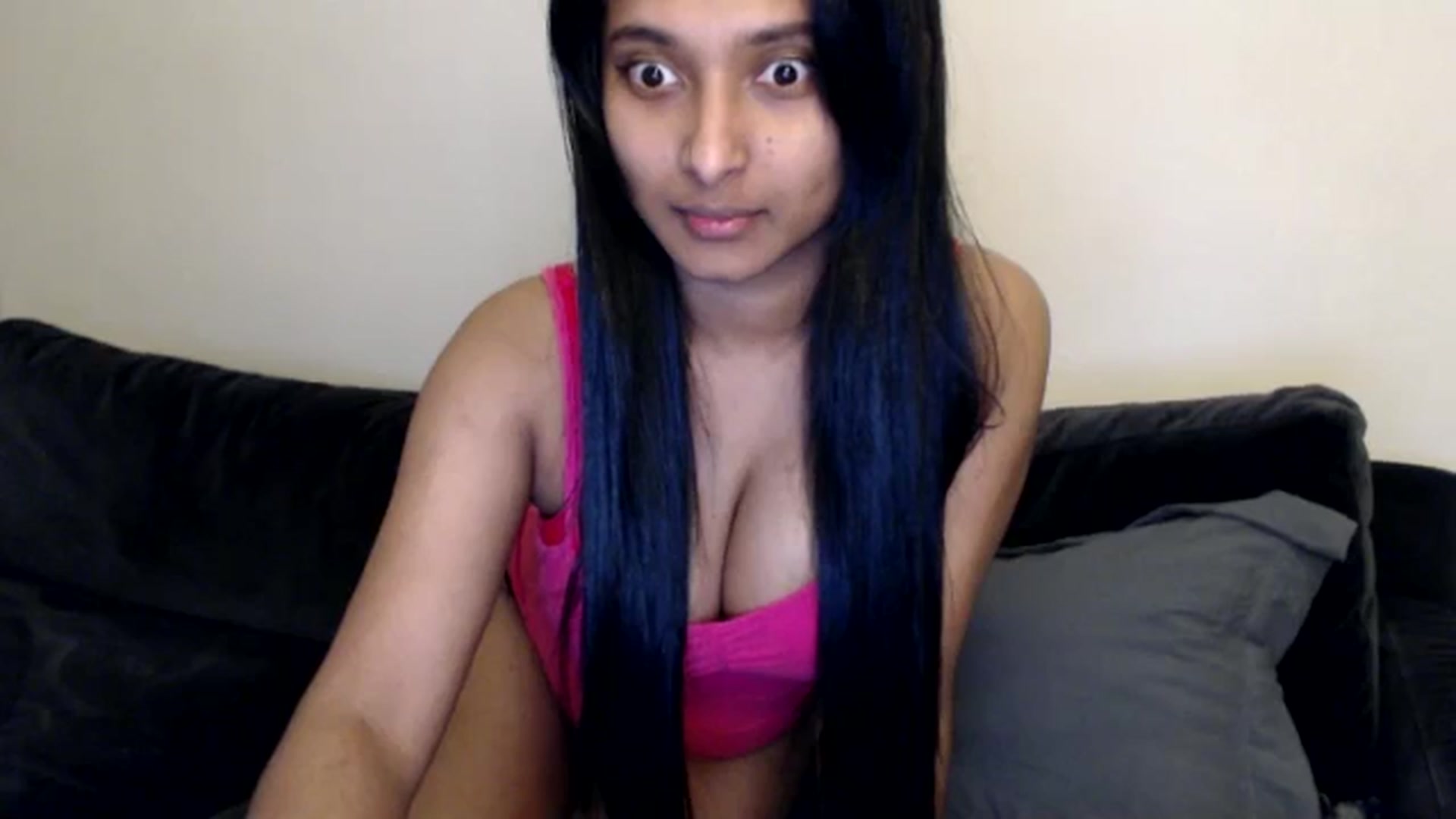 Gallery image thumbnail from kitten___'s myfreecams stream on, 08/06/2025, 10:18 image 12 of 20