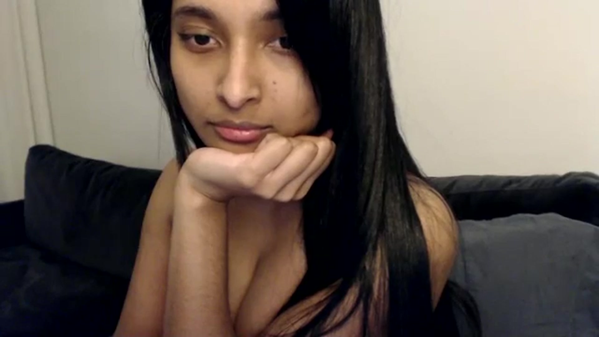 Gallery image thumbnail from kitten___'s myfreecams stream on, 08/06/2025, 11:07 image 13 of 20
