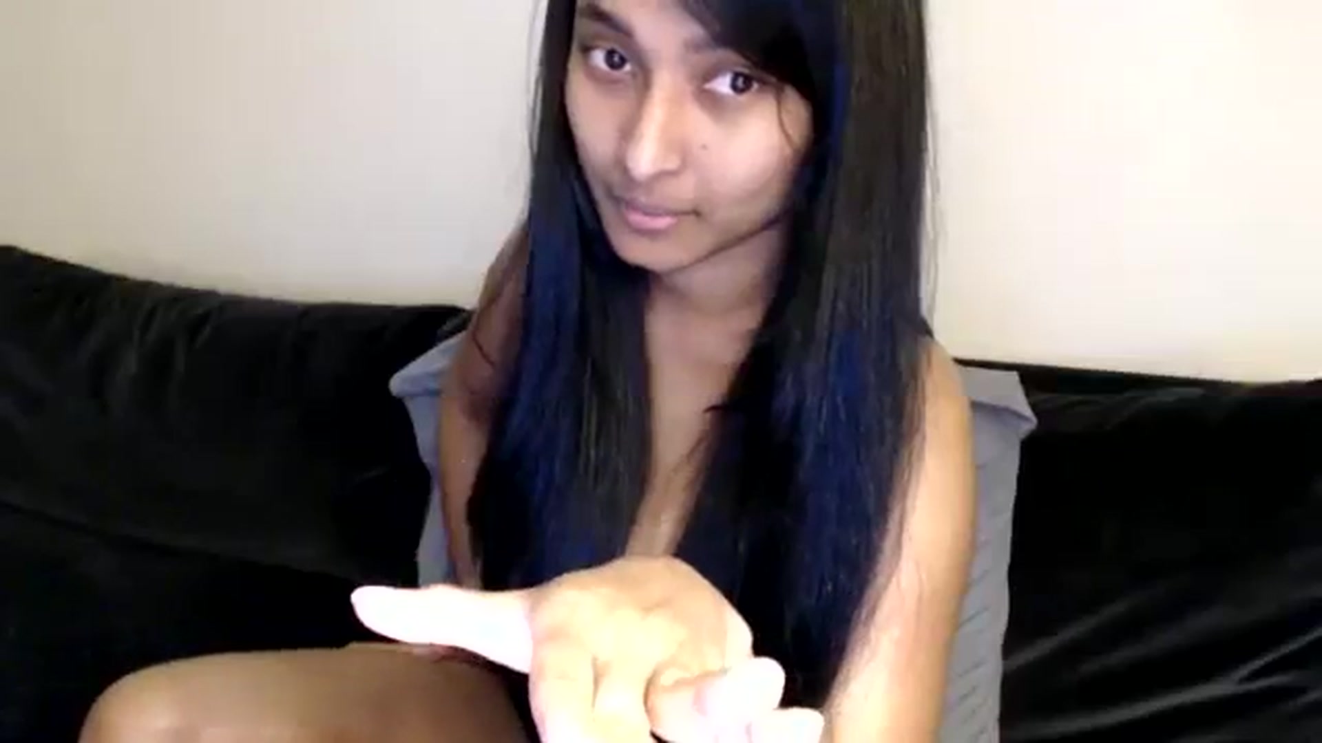 Gallery image thumbnail from kitten___'s myfreecams stream on, 01/08/2026, 08:27 image 19 of 20