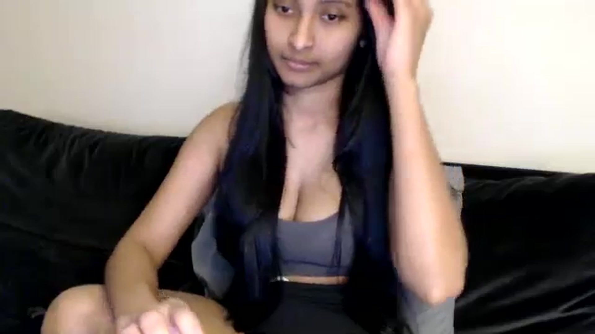 Gallery image thumbnail from kitten___'s myfreecams stream on, 01/08/2026, 08:27 image 15 of 20