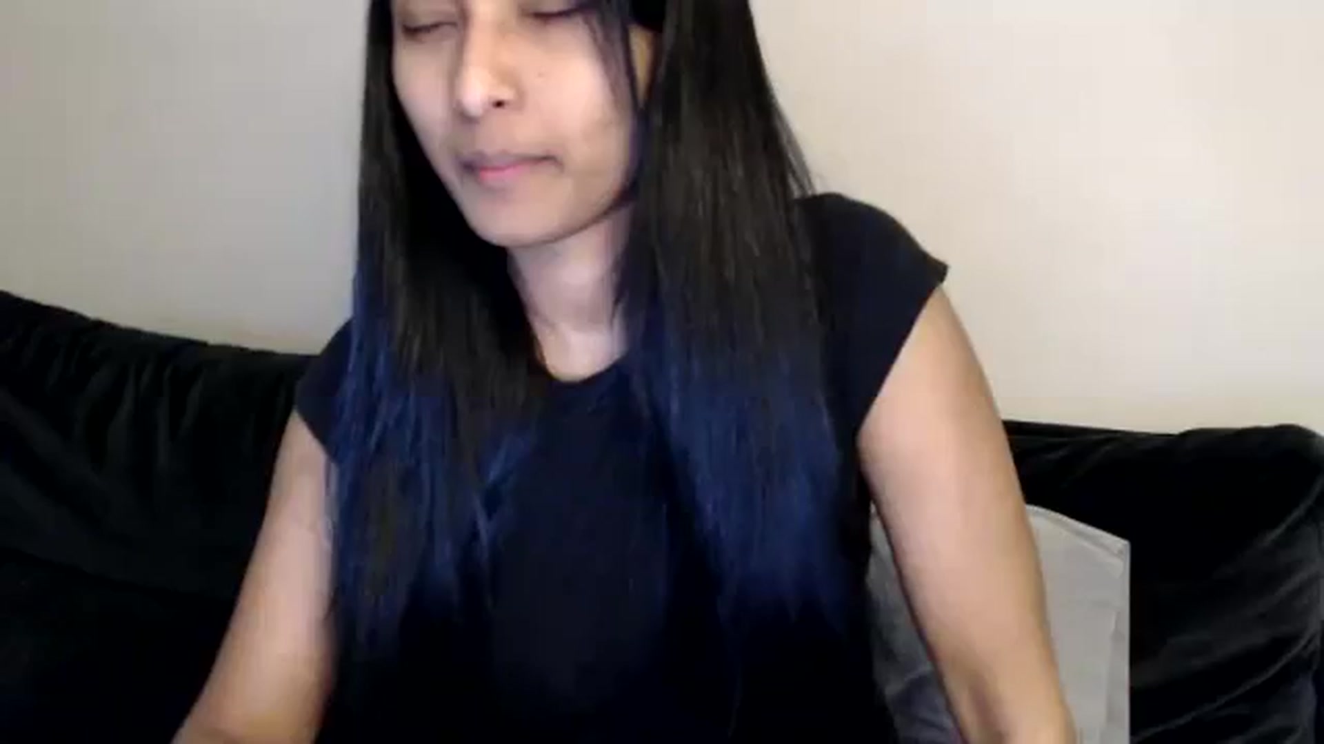 Gallery image thumbnail from kitten___'s myfreecams stream on, 01/12/2026, 19:44 image 1 of 20