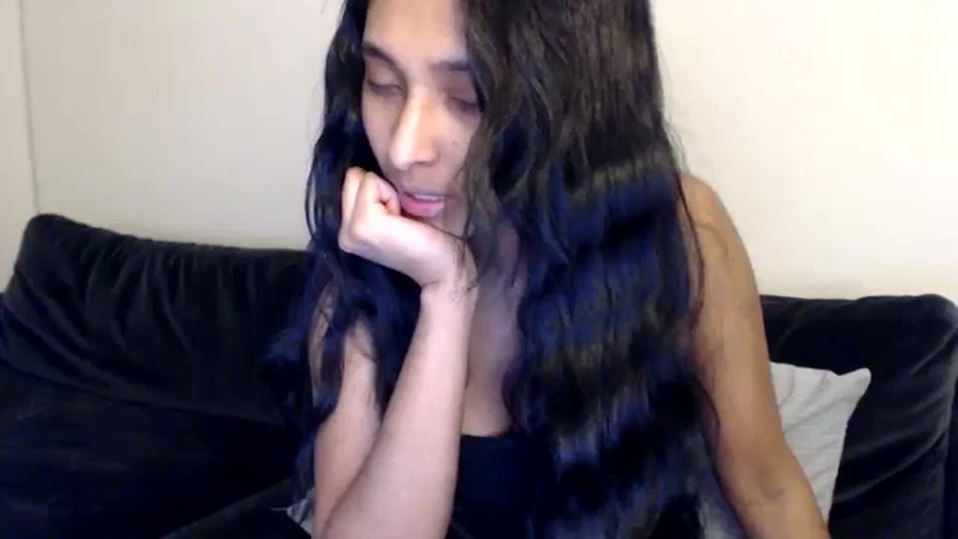 Gallery image thumbnail from kitten___'s myfreecams stream on, 01/18/2026, 10:23 image 15 of 20