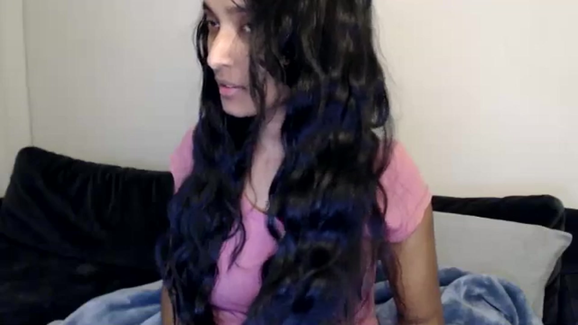 Gallery image thumbnail from kitten___'s myfreecams stream on, 01/18/2026, 15:41 image 10 of 20