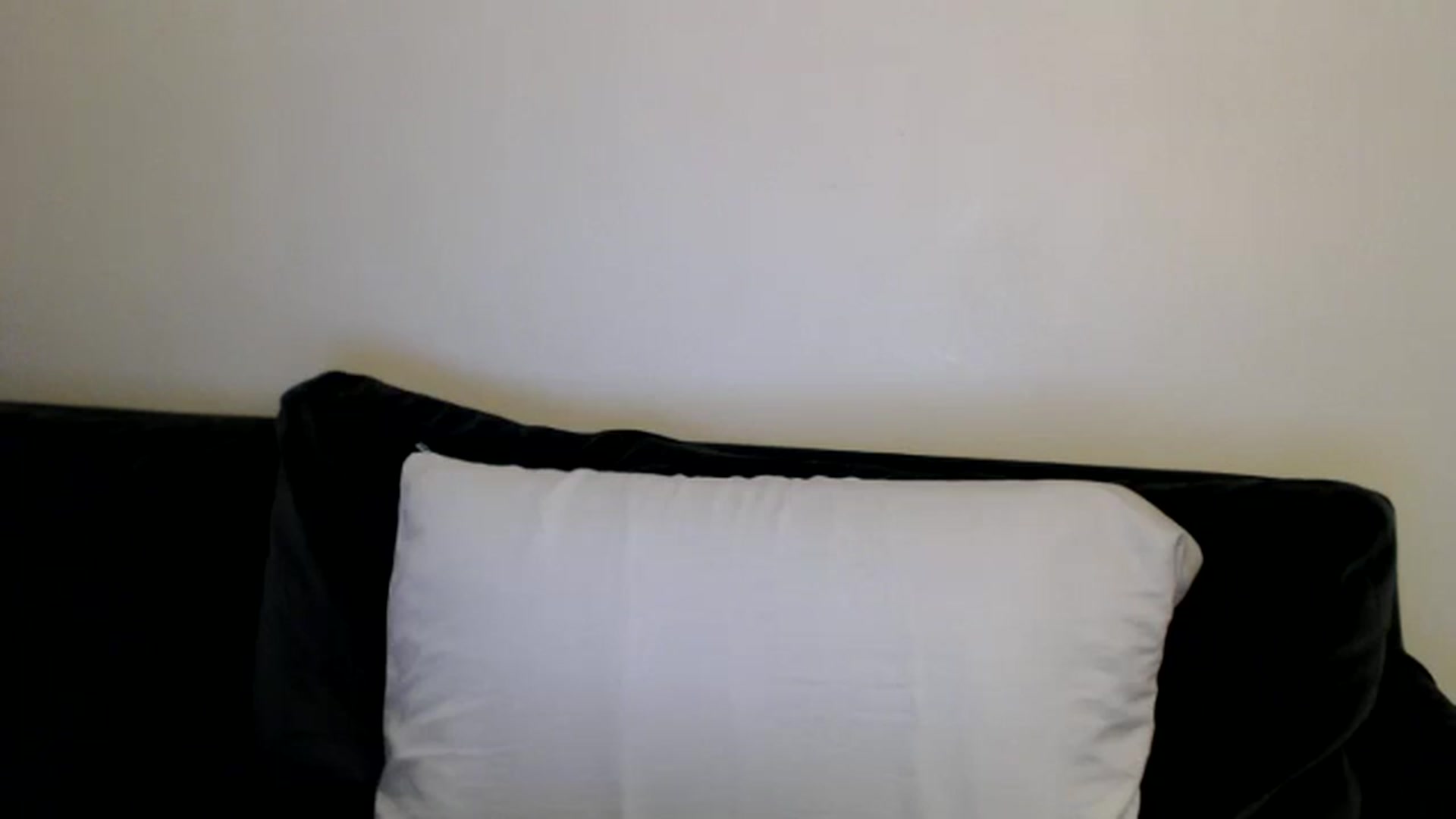 Gallery image thumbnail from kitten___'s myfreecams stream on, 01/25/2026, 16:41 image 17 of 20