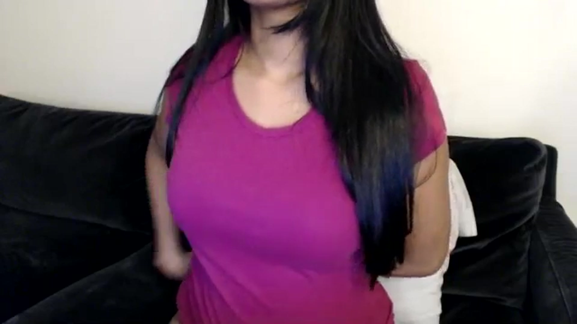 Gallery image thumbnail from kitten___'s myfreecams stream on, 01/25/2026, 17:38 image 4 of 20