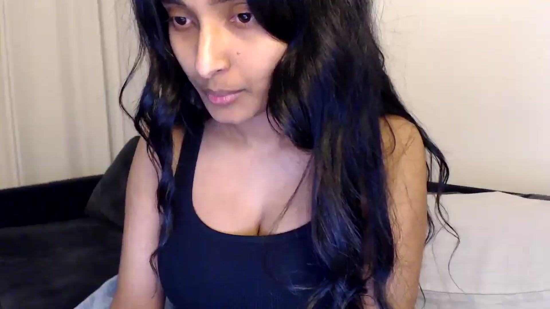 Gallery image thumbnail from kitten___'s myfreecams stream on, 02/02/2026, 06:43 image 13 of 20