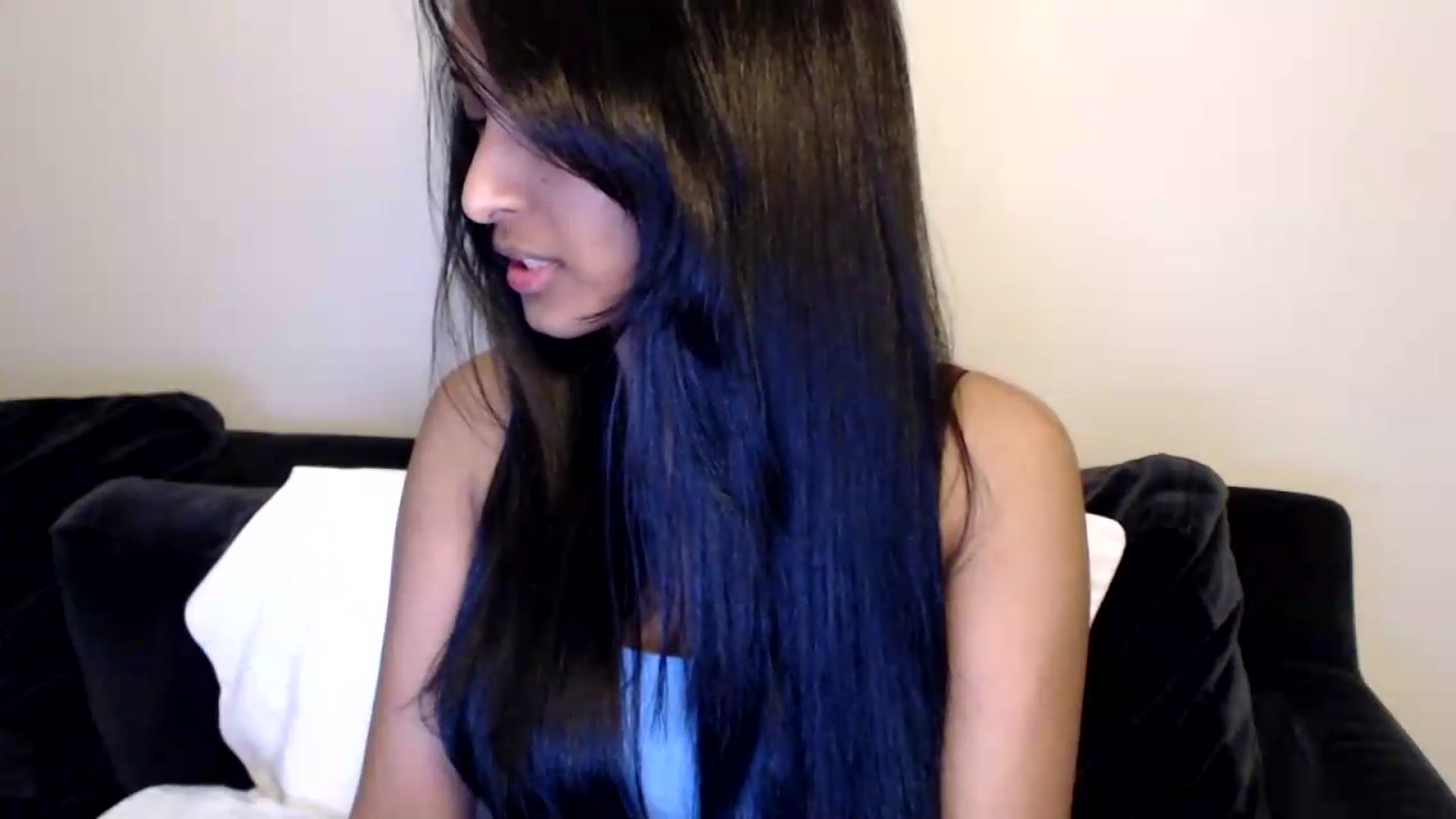 Gallery image thumbnail from kitten___'s myfreecams stream on, 08/12/2026, 06:47 image 17 of 20