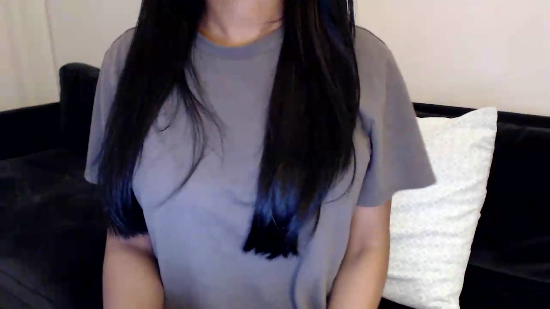 Gallery image thumbnail from kitten___'s myfreecams stream on, 09/10/2026, 06:51 image 11 of 20