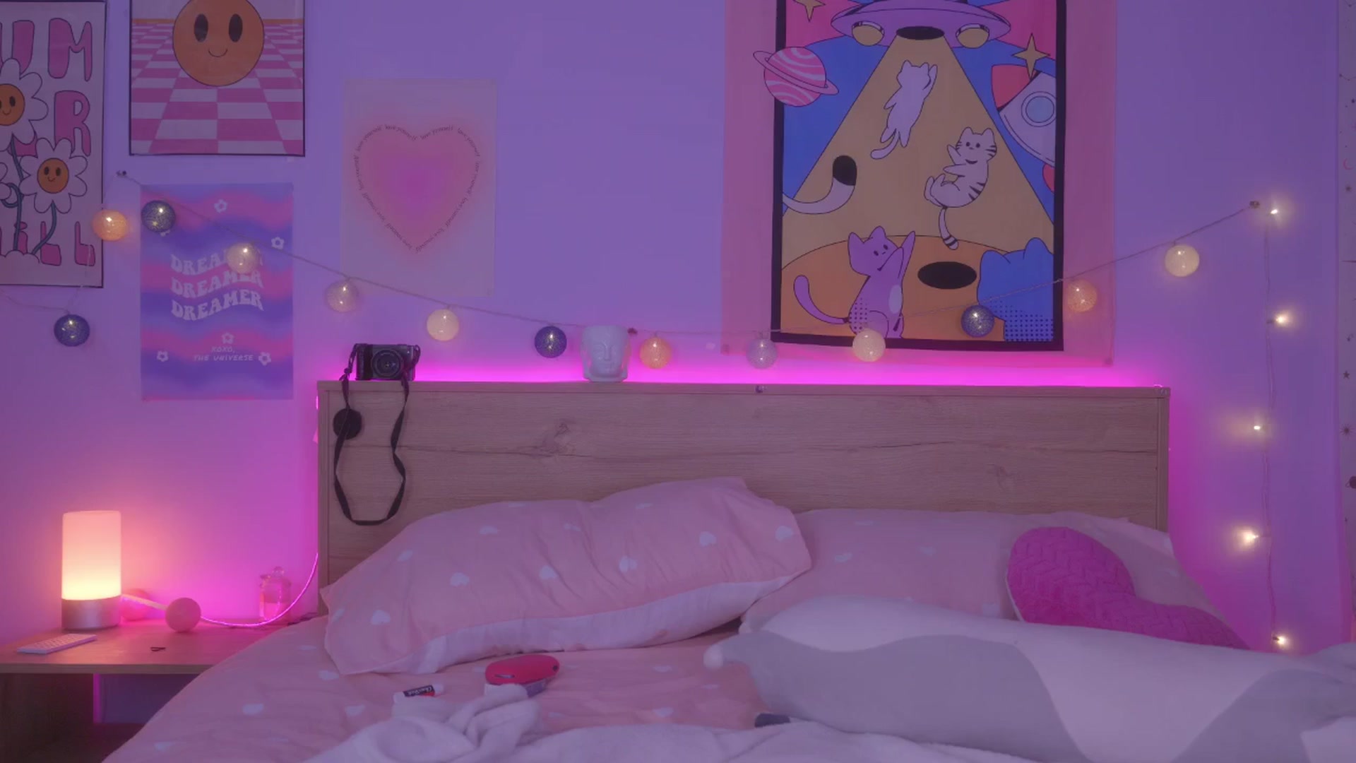 Gallery image thumbnail from kittennmoon's myfreecams stream on, 08/13/2024, 15:45 image 7 of 20