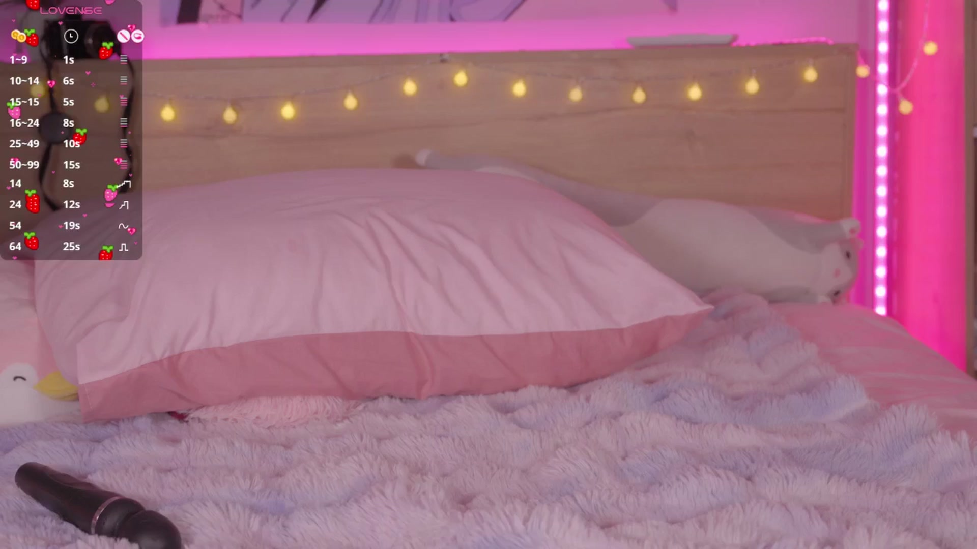 Gallery image thumbnail from kittennmoon's myfreecams stream on, 12/12/2024, 07:39 image 3 of 20